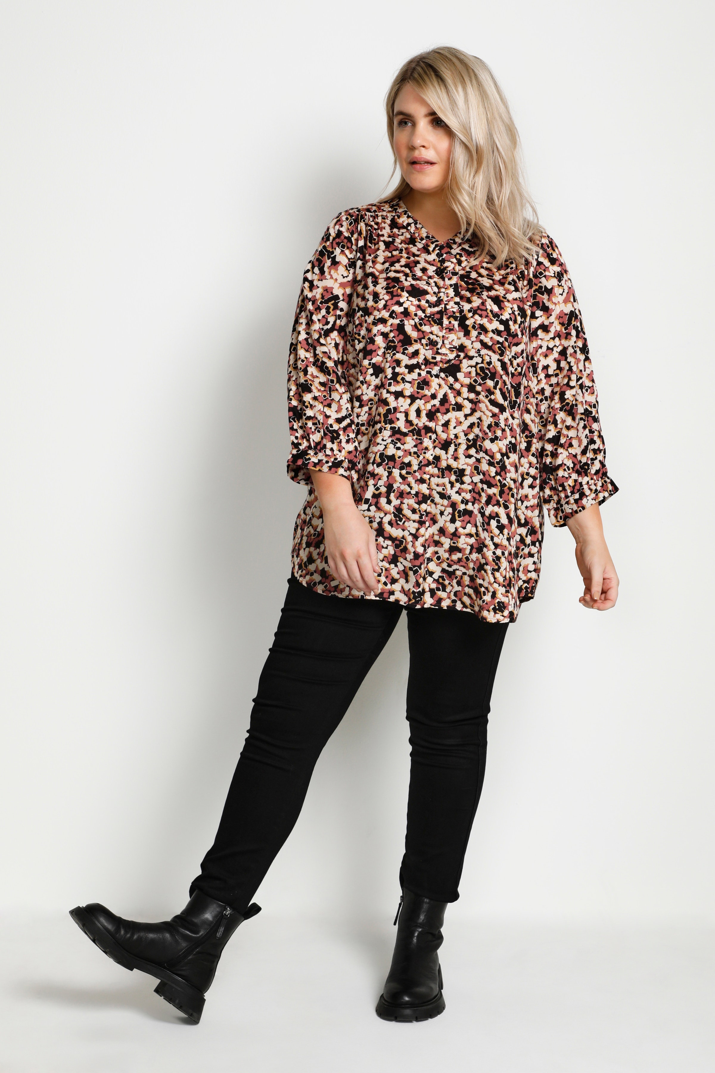 KCdevin Blouse with long sleeve LOOKBOOK FRONT 10580977-103097