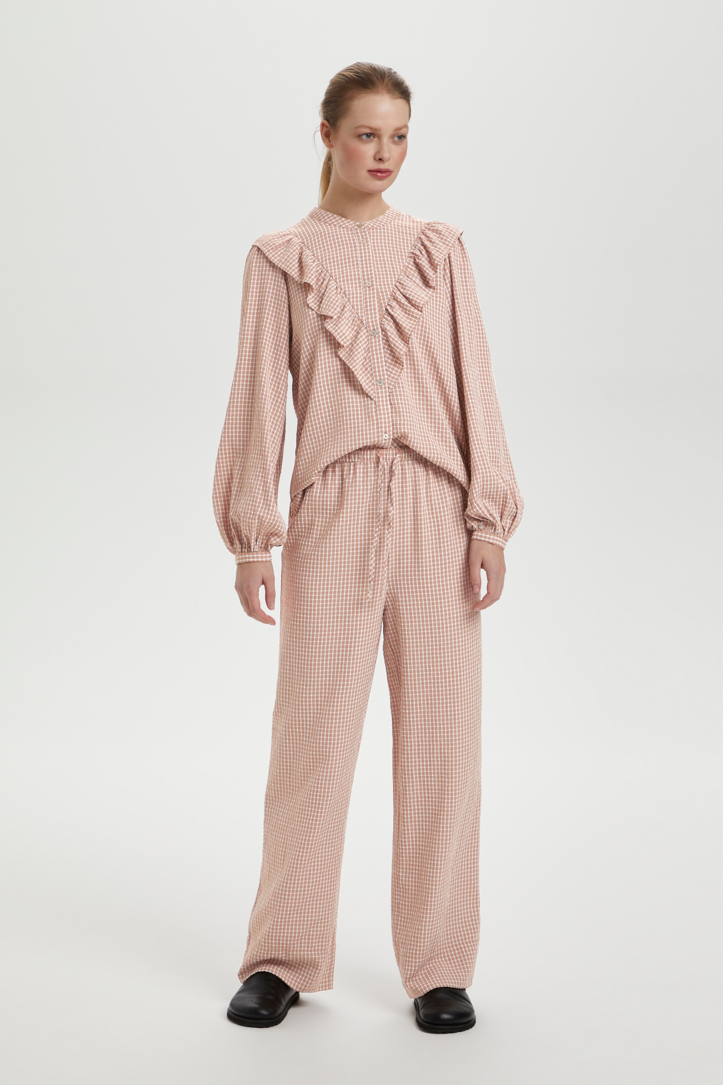 SLWiola Trousers LOOKBOOK FRONT 30406002-301232