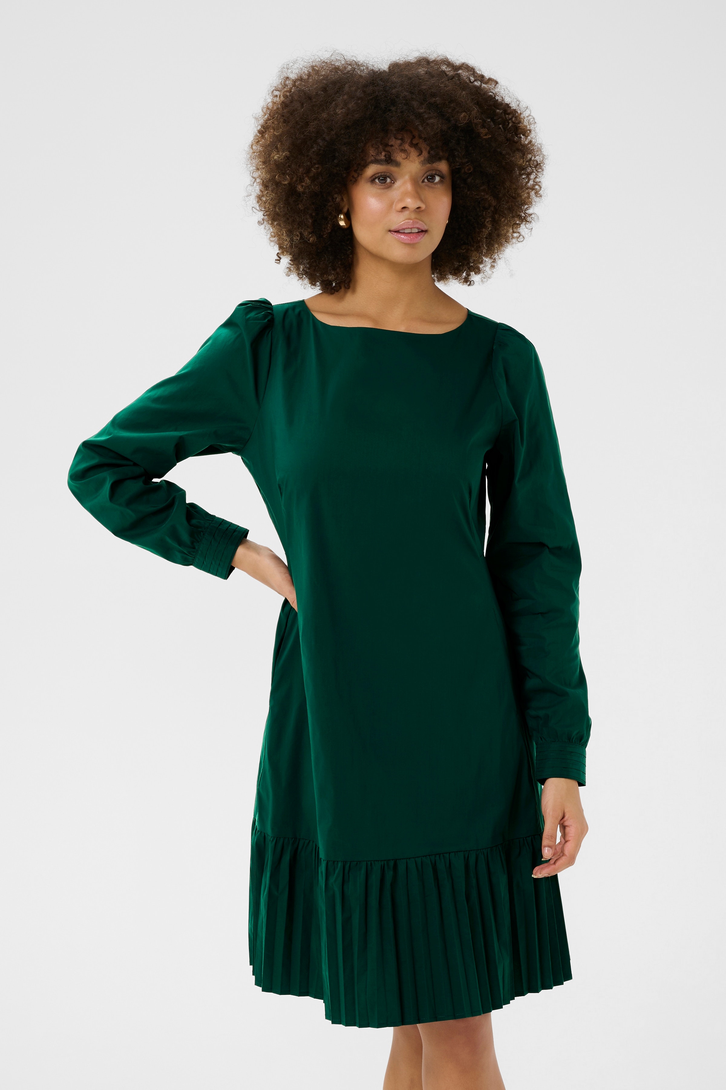 CUbeate Kjole LOOKBOOK FRONT 50111419-195220