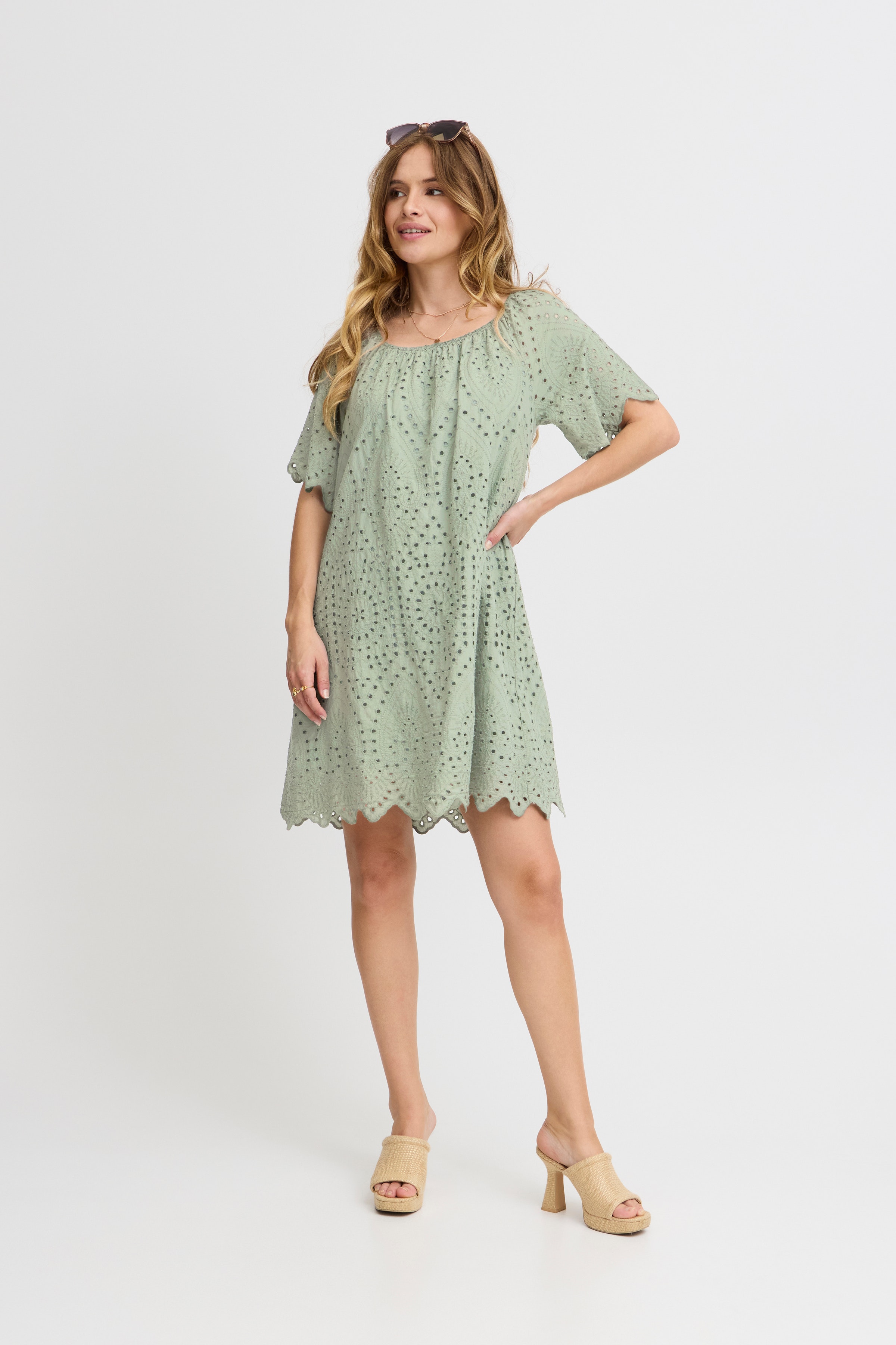 SBMILEA Jurk LOOKBOOK FRONT 22100562-176212