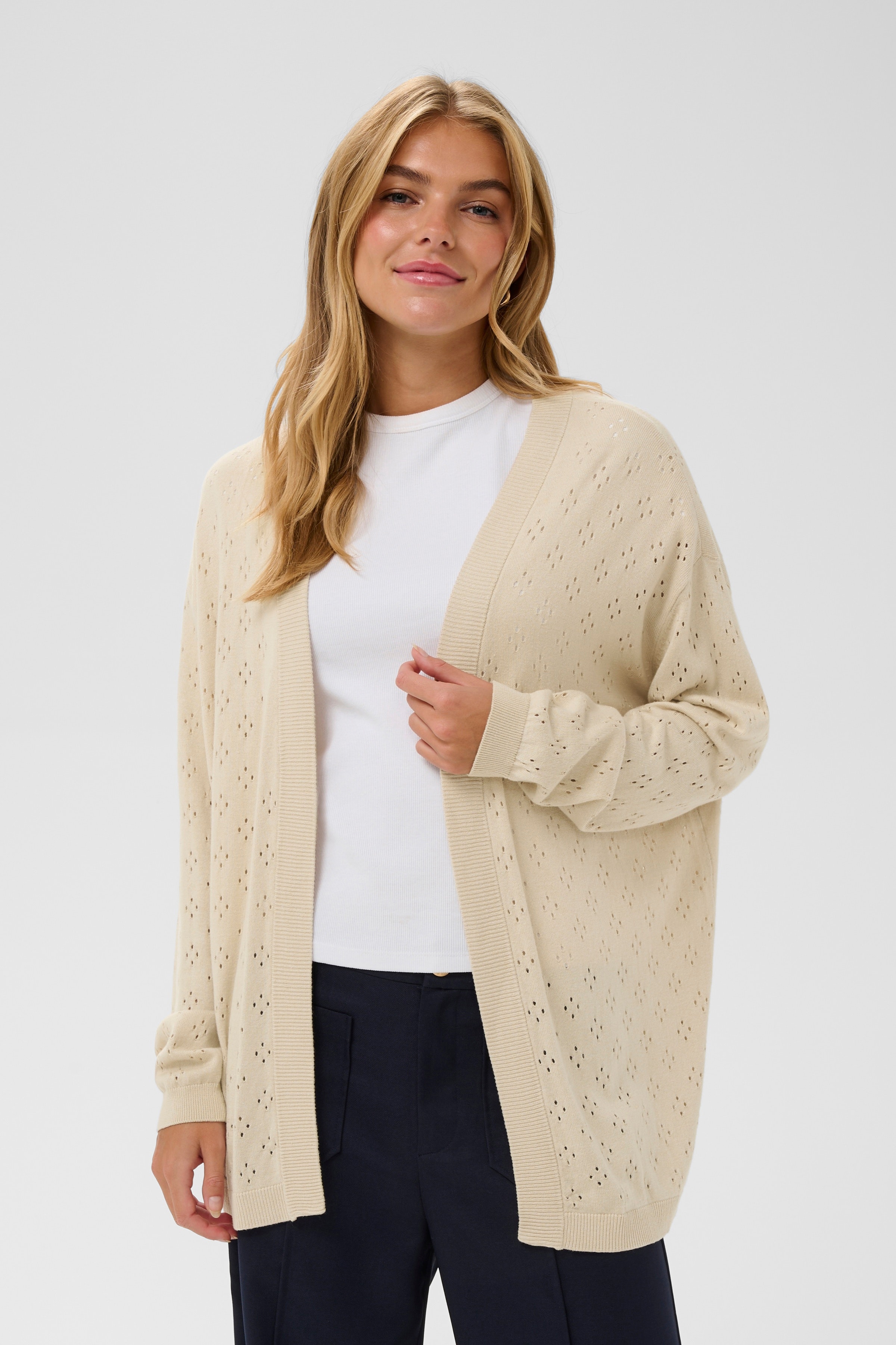 OlineSZ Cardigan LOOKBOOK FRONT 30514814-130401