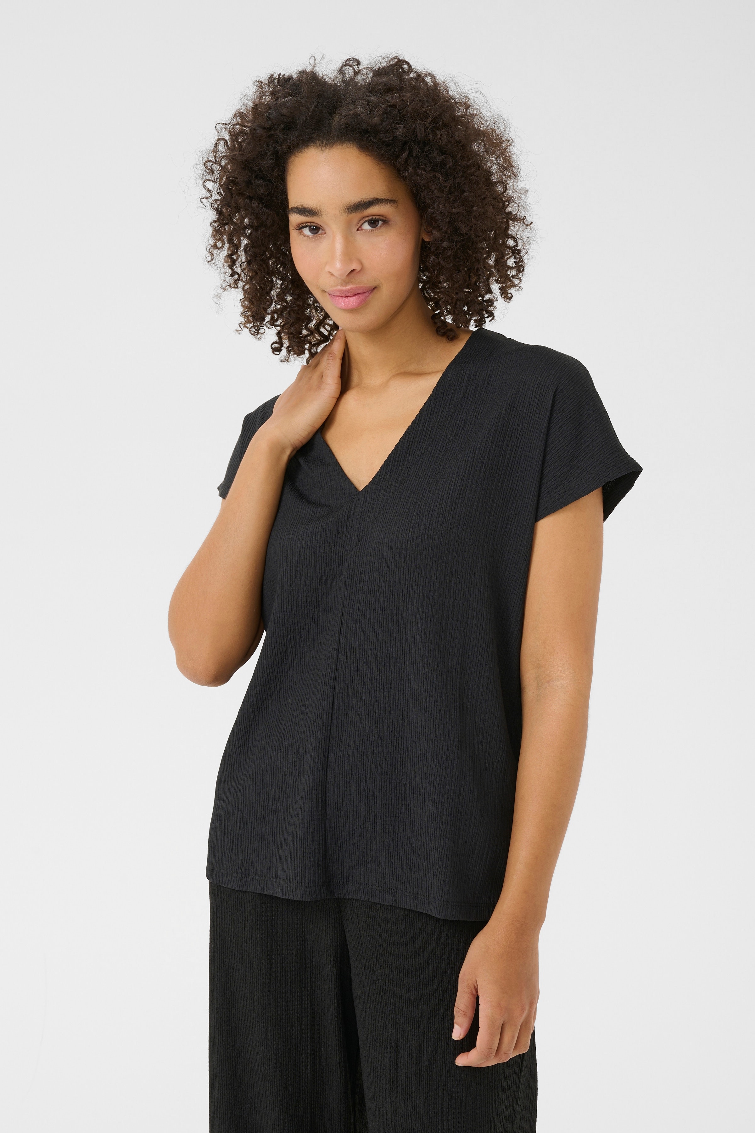 BPanika Blus LOOKBOOK FRONT 10590837-100121B