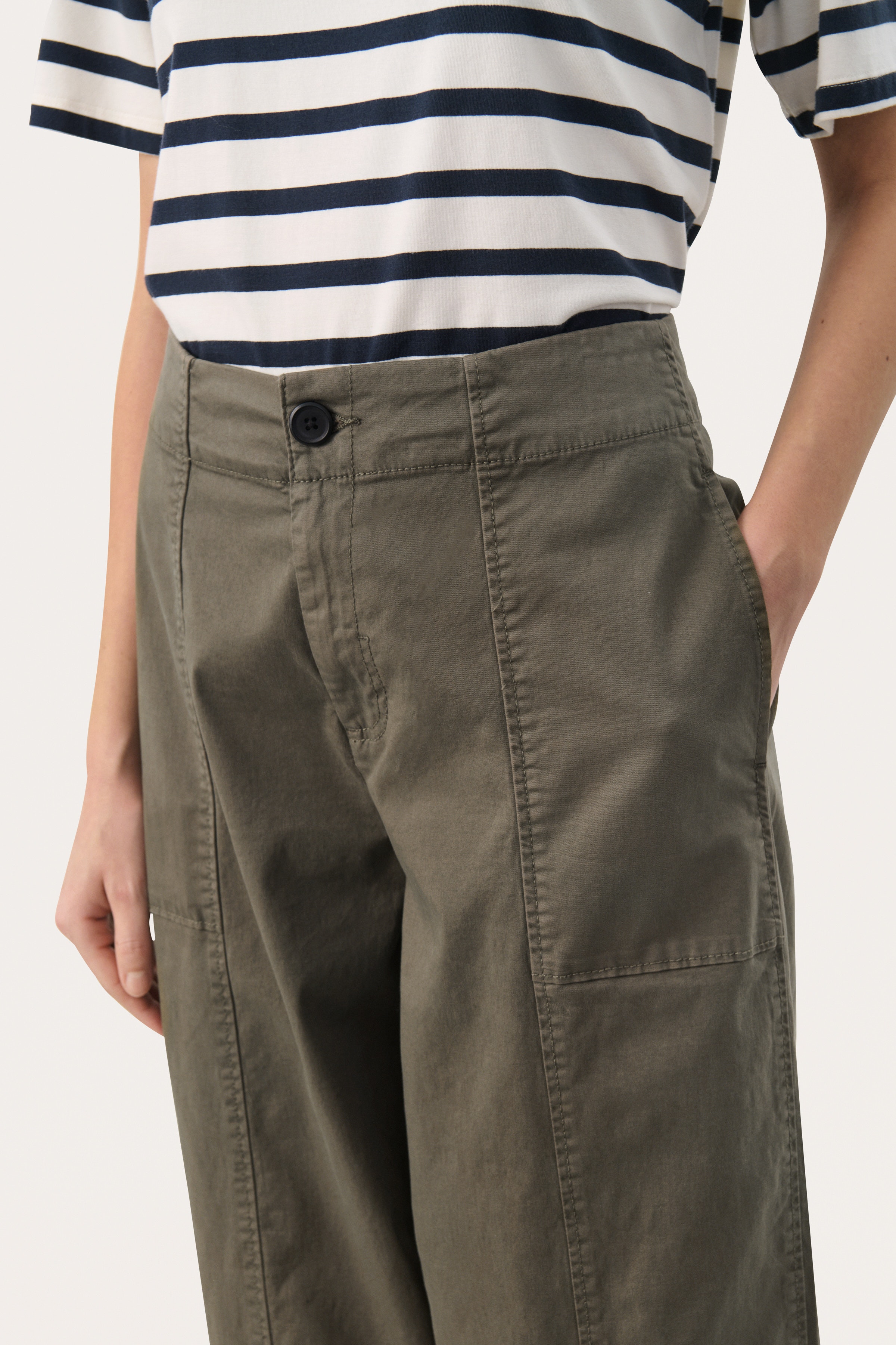 NettaPW Trousers LOOKBOOK DETAIL 30309489-190510