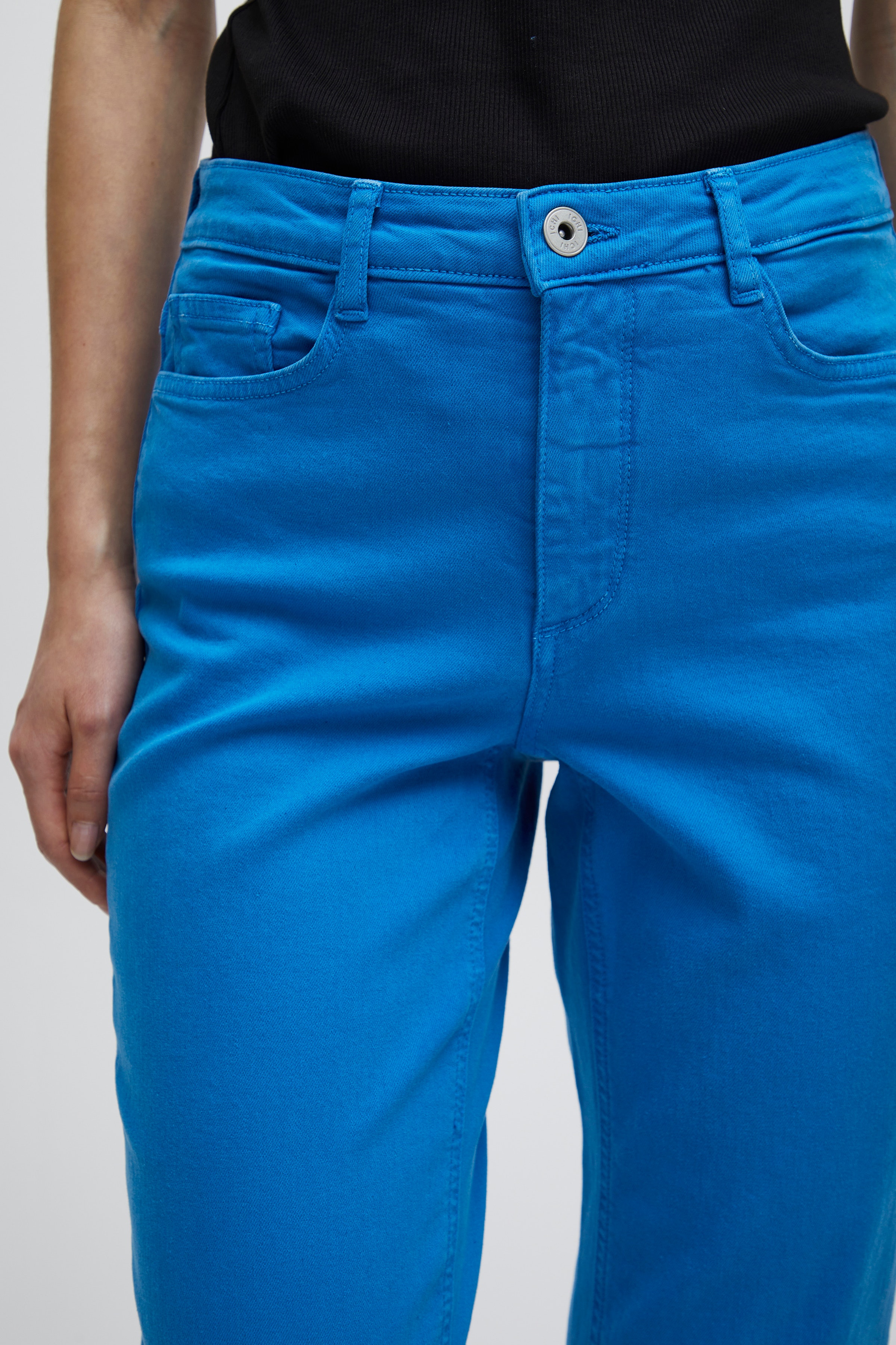 IHCENNY Jeans LOOKBOOK DETAIL 20118384-201906