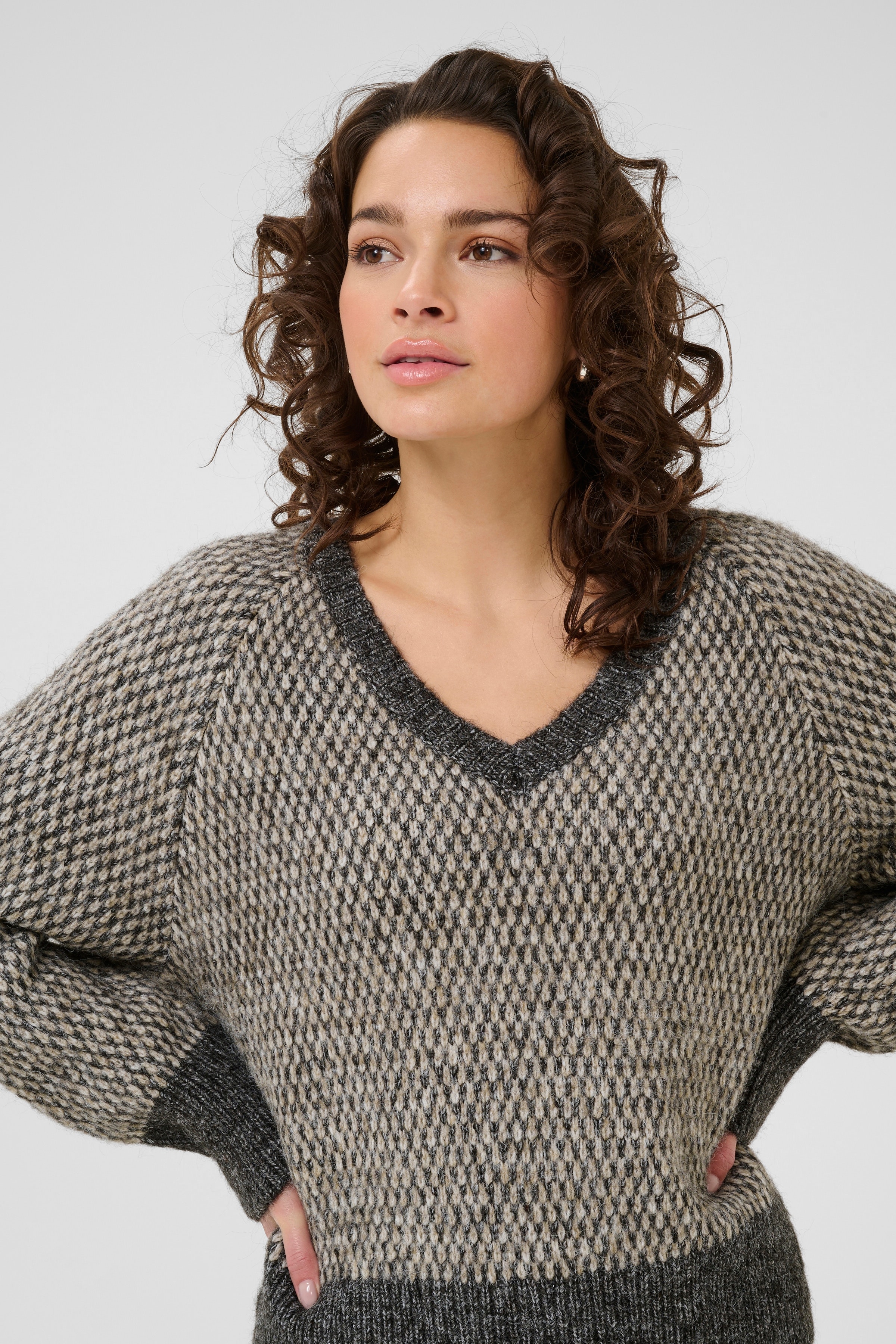 KAmelinda Pullover LOOKBOOK DETAIL 10510449-108122