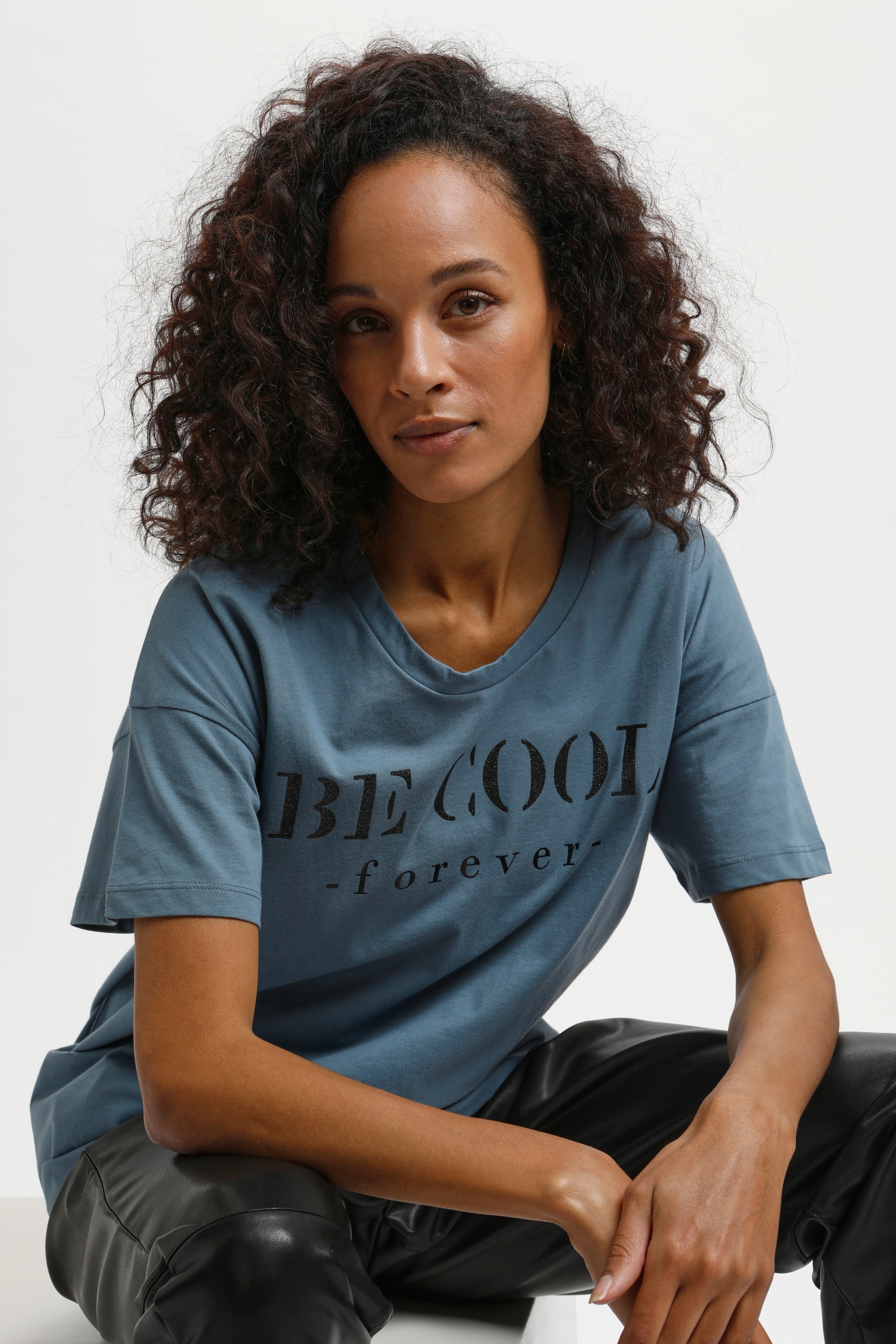 KAlera T-shirt LOOKBOOK DETAIL 10505754-184215