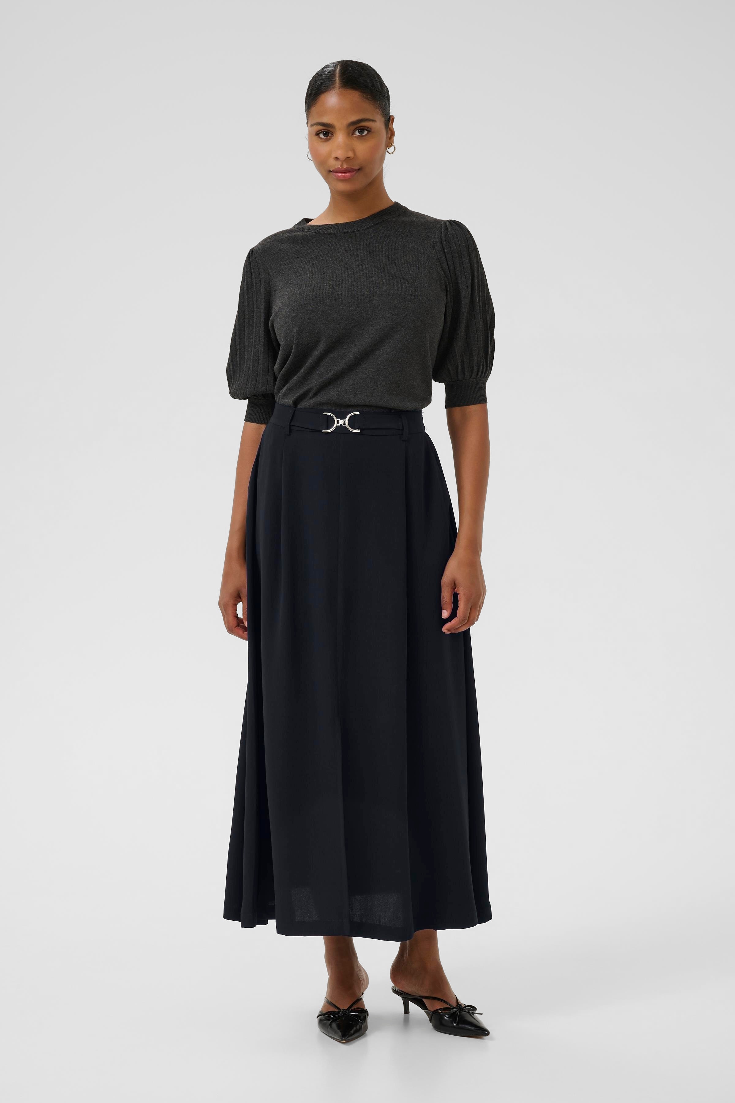 KAillis Skjørt LOOKBOOK FRONT 10510511-100121