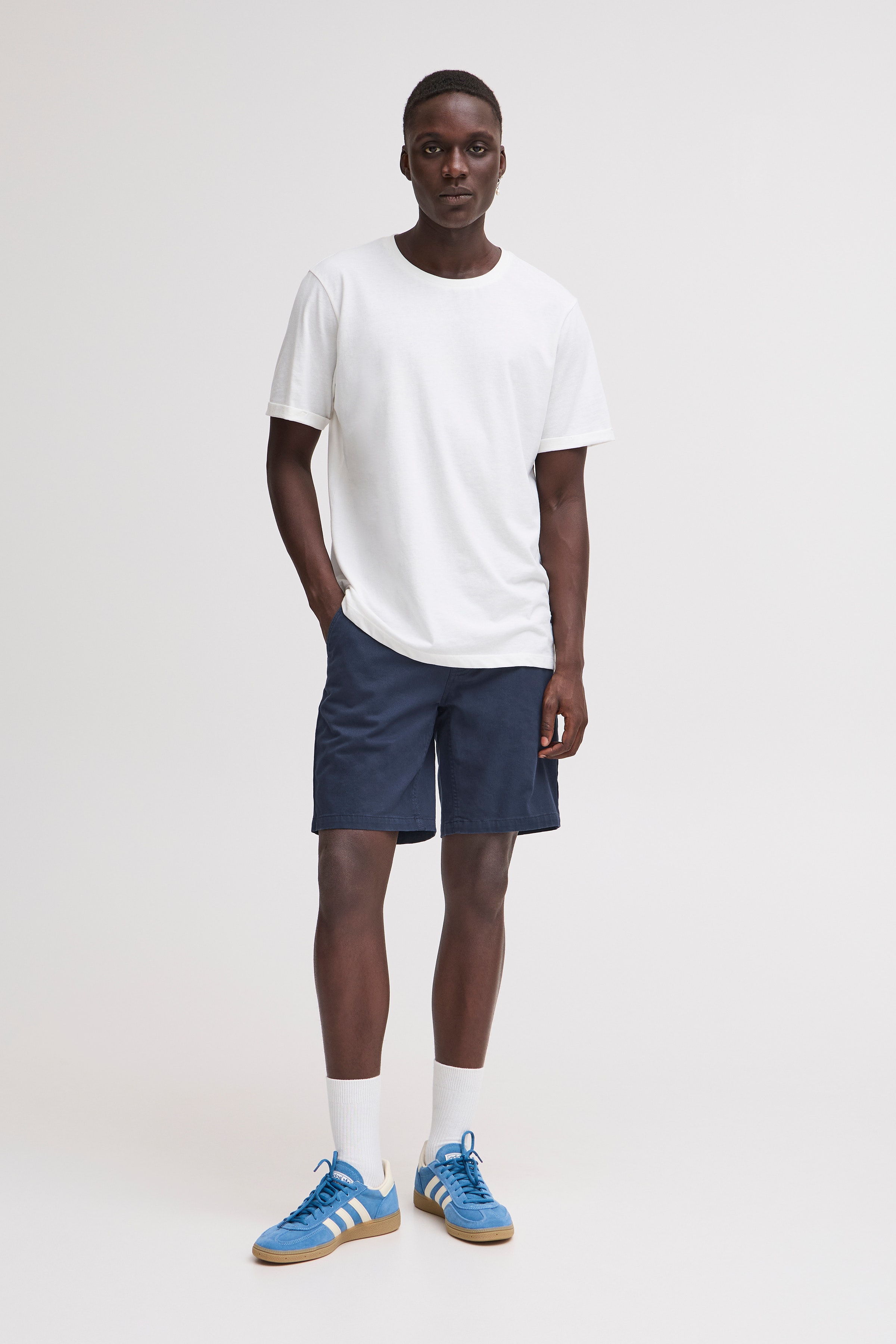 Shorts LOOKBOOK FRONT 20717880-194024