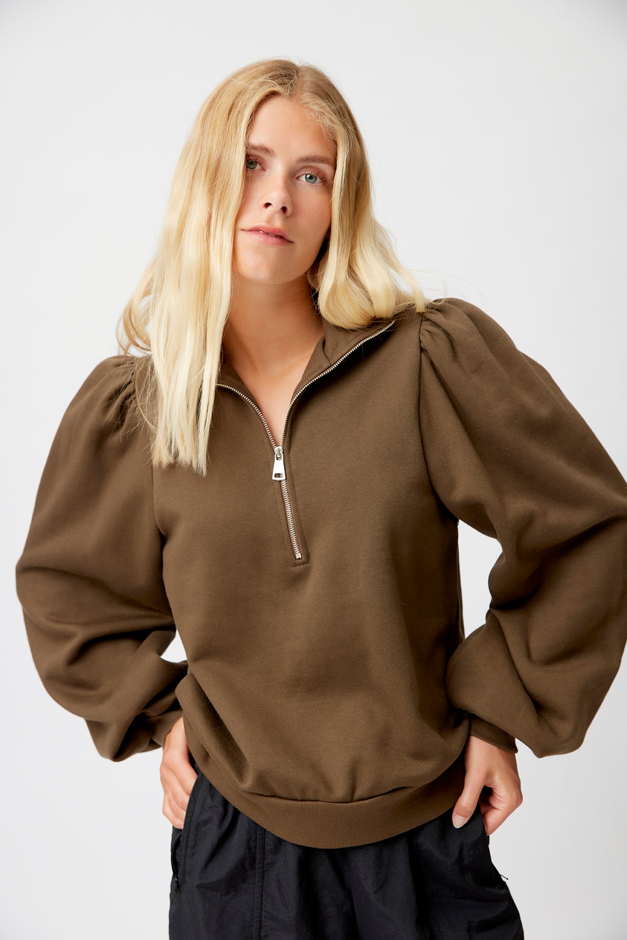 NankitaGZ Sweatshirt LOOKBOOK FRONT 10905581-101708