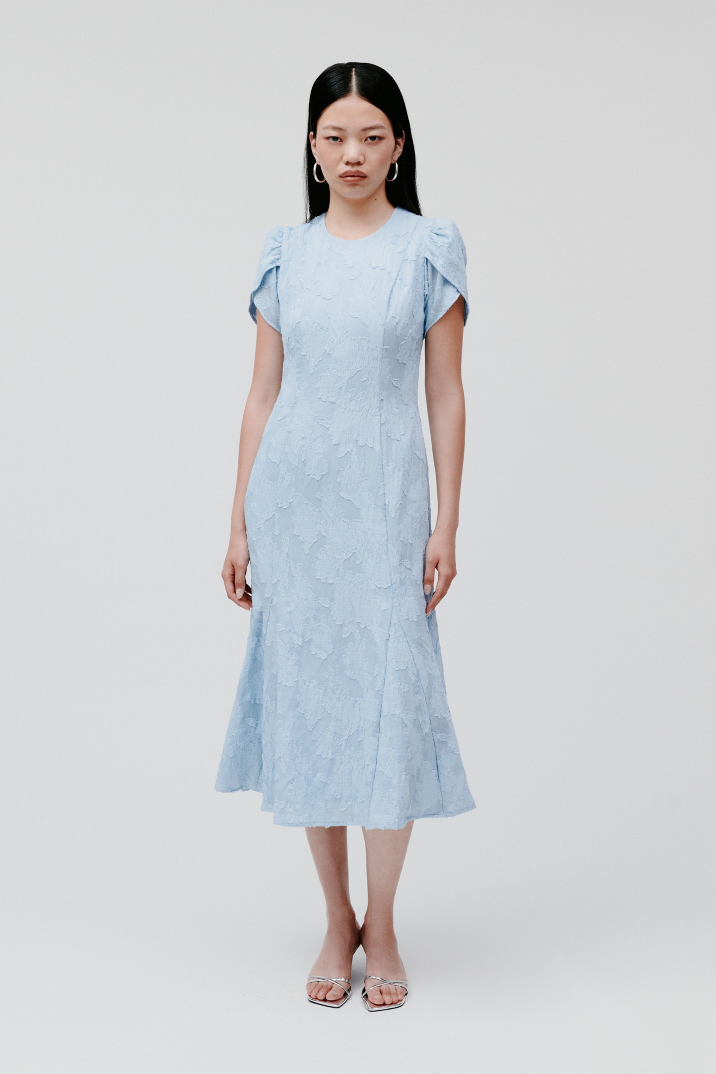 NASRIN Kjole LOOKBOOK FRONT 30600663-BL832