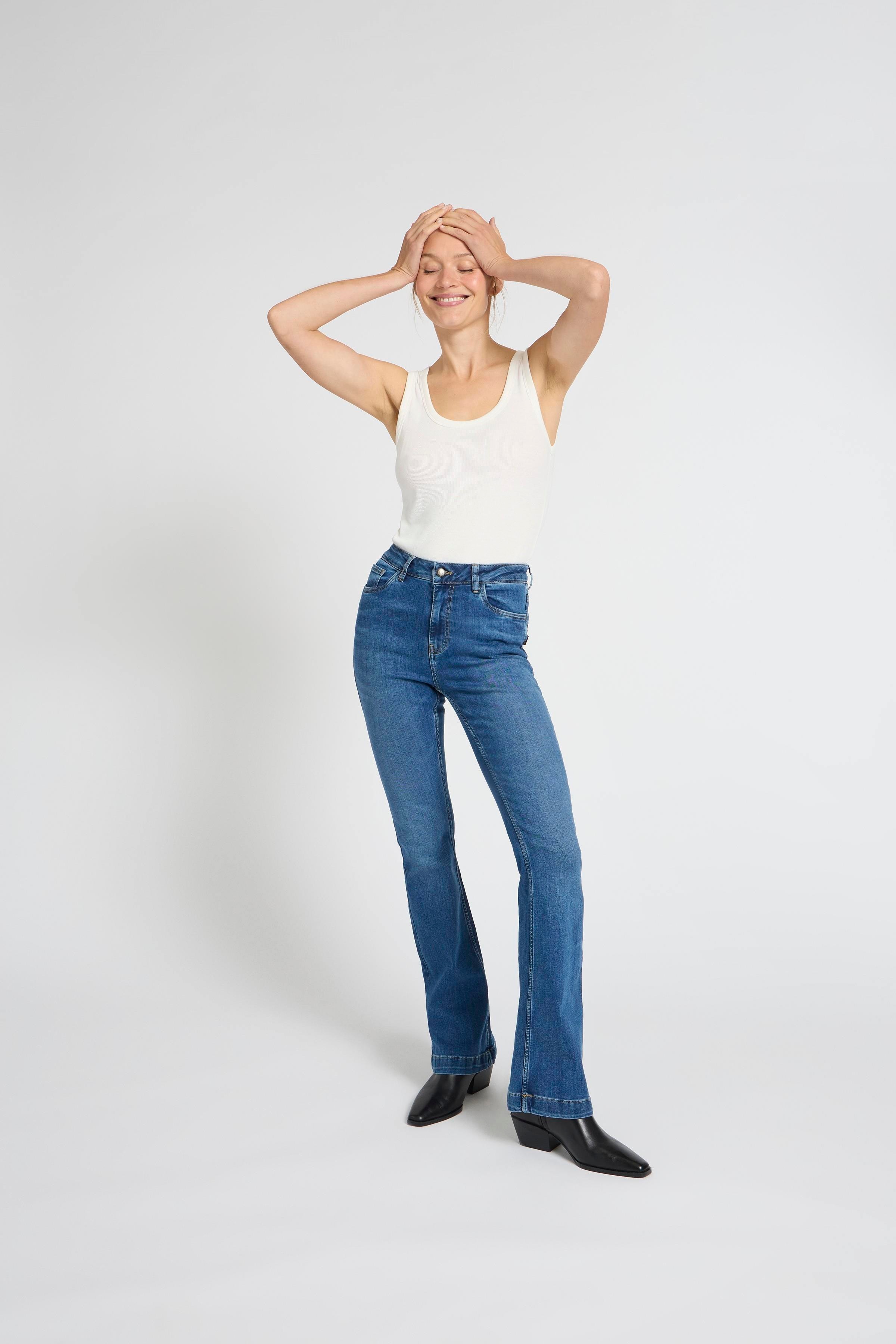 PZBECCA UHW Bootcut Leg LOCATION NONE 50207285-200005