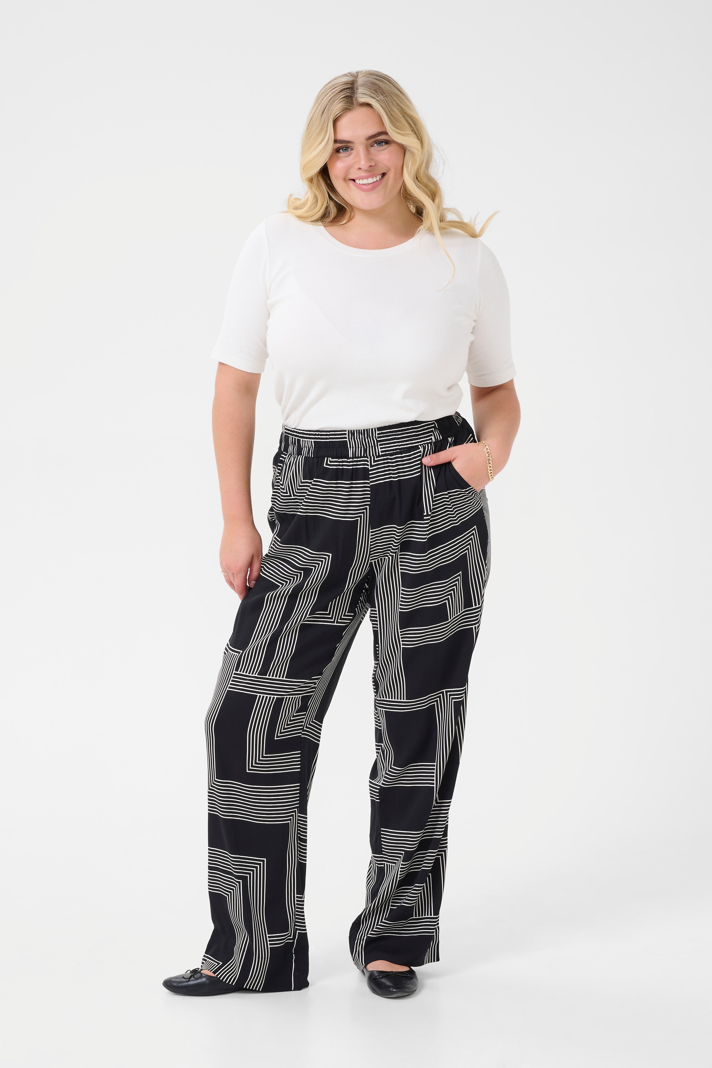 KCdonna Broek LOOKBOOK FRONT 10583425-107704