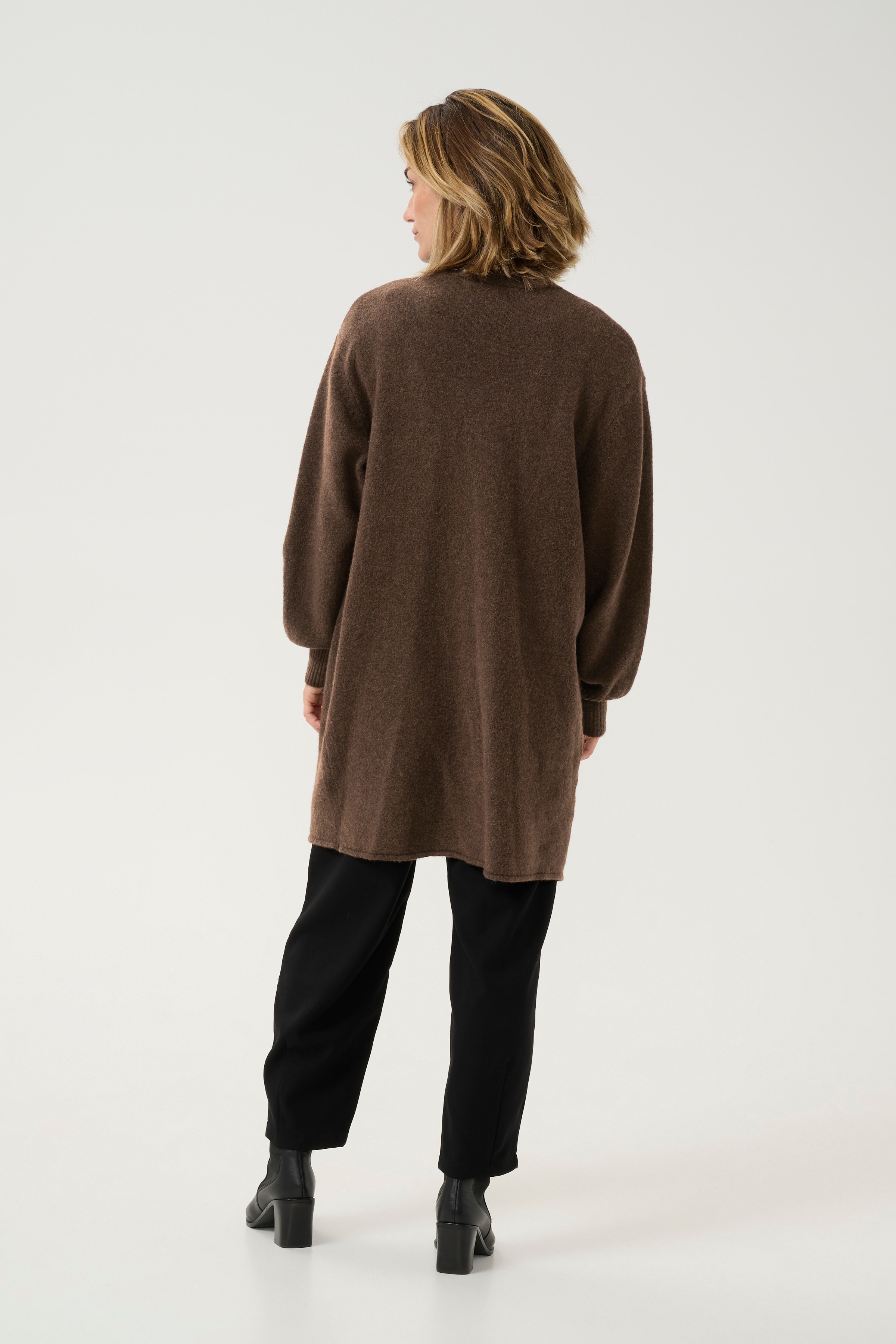 BPzilla Cardigan LOOKBOOK BACK 10590807-1911181B