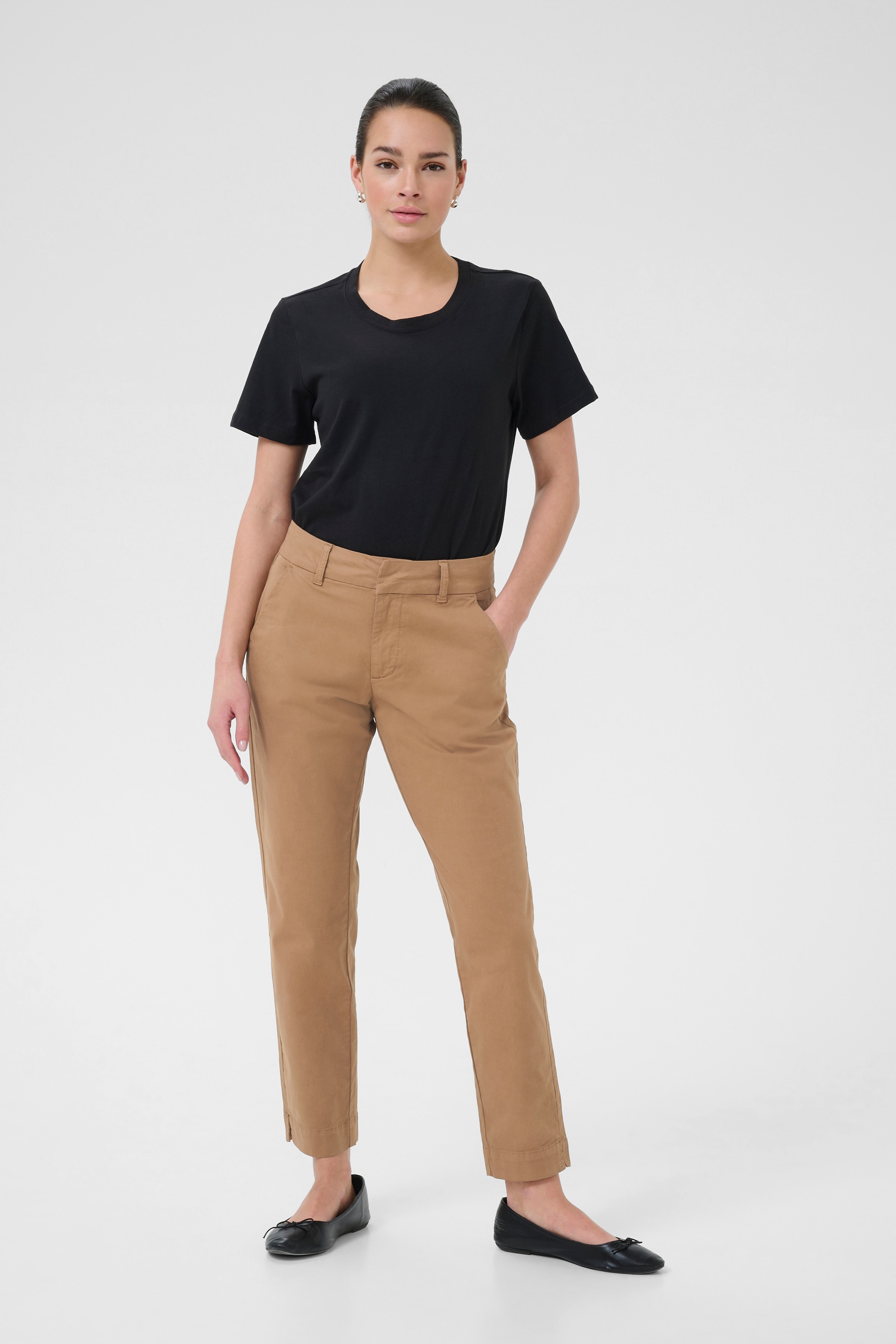 KAmette Byxor LOOKBOOK FRONT 10506121-181029