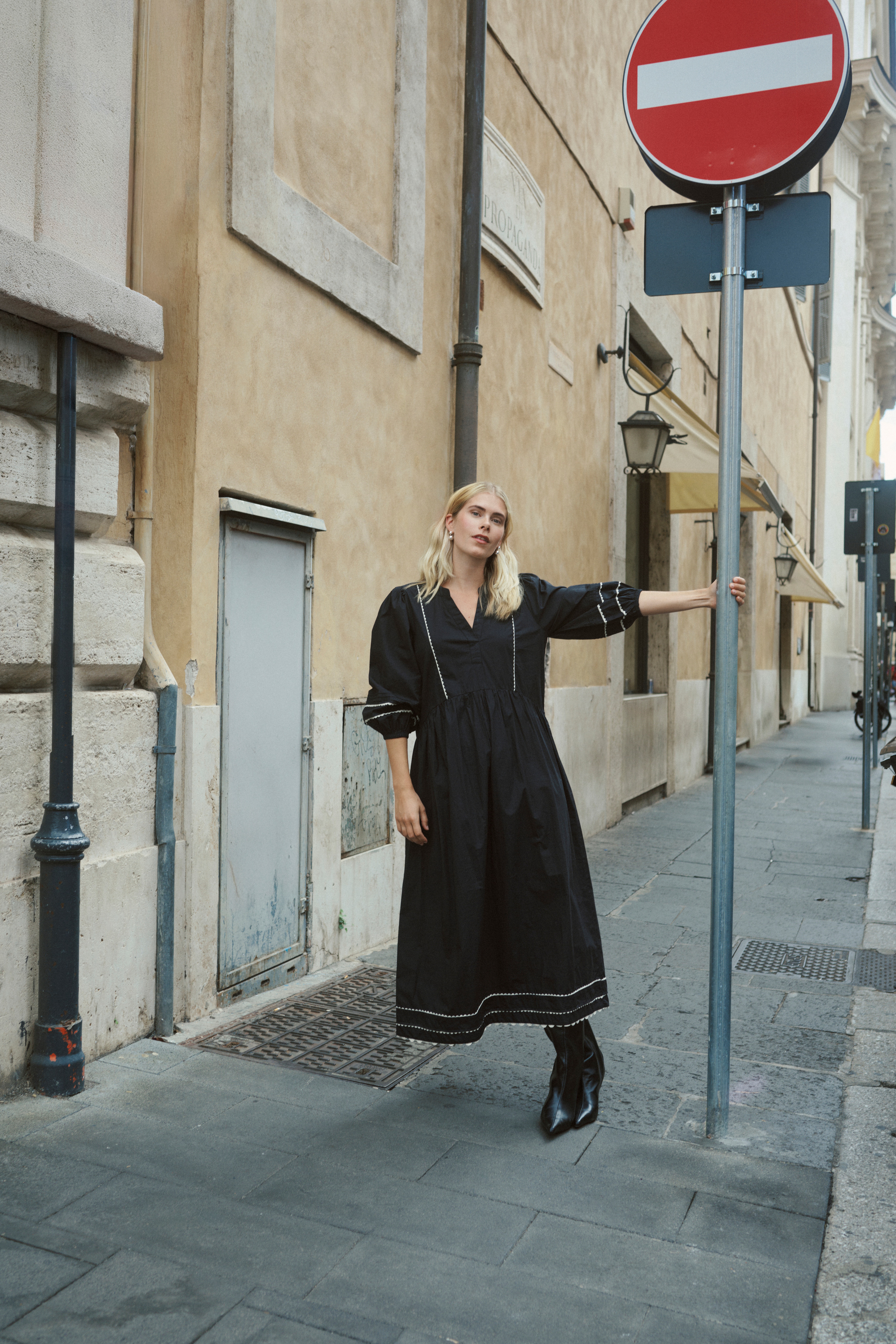 CUmaldi Kjole LOCATION NONE 50111682-500012