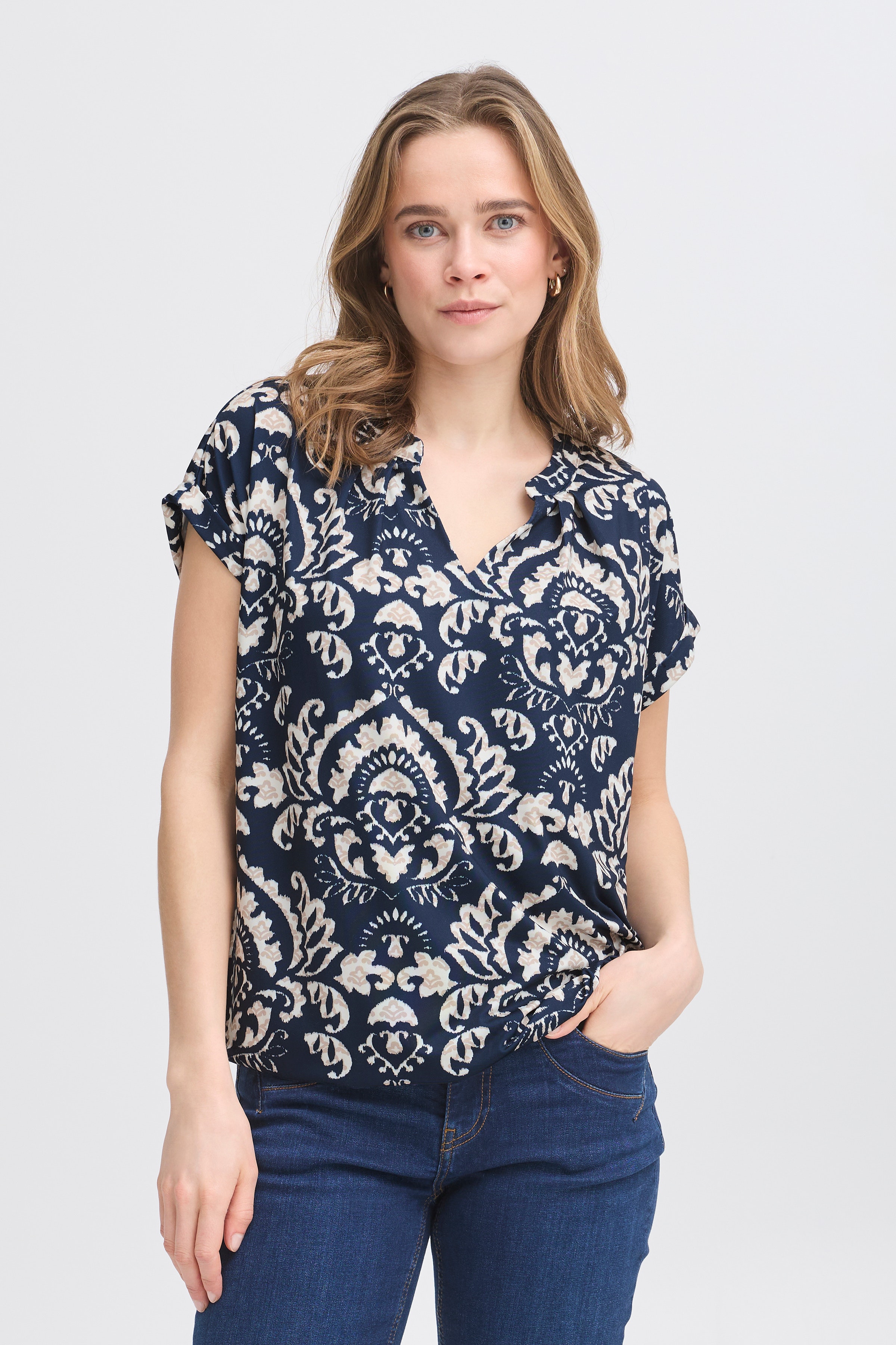 FRSEEN T-shirt LOOKBOOK FRONT 20615881-205302