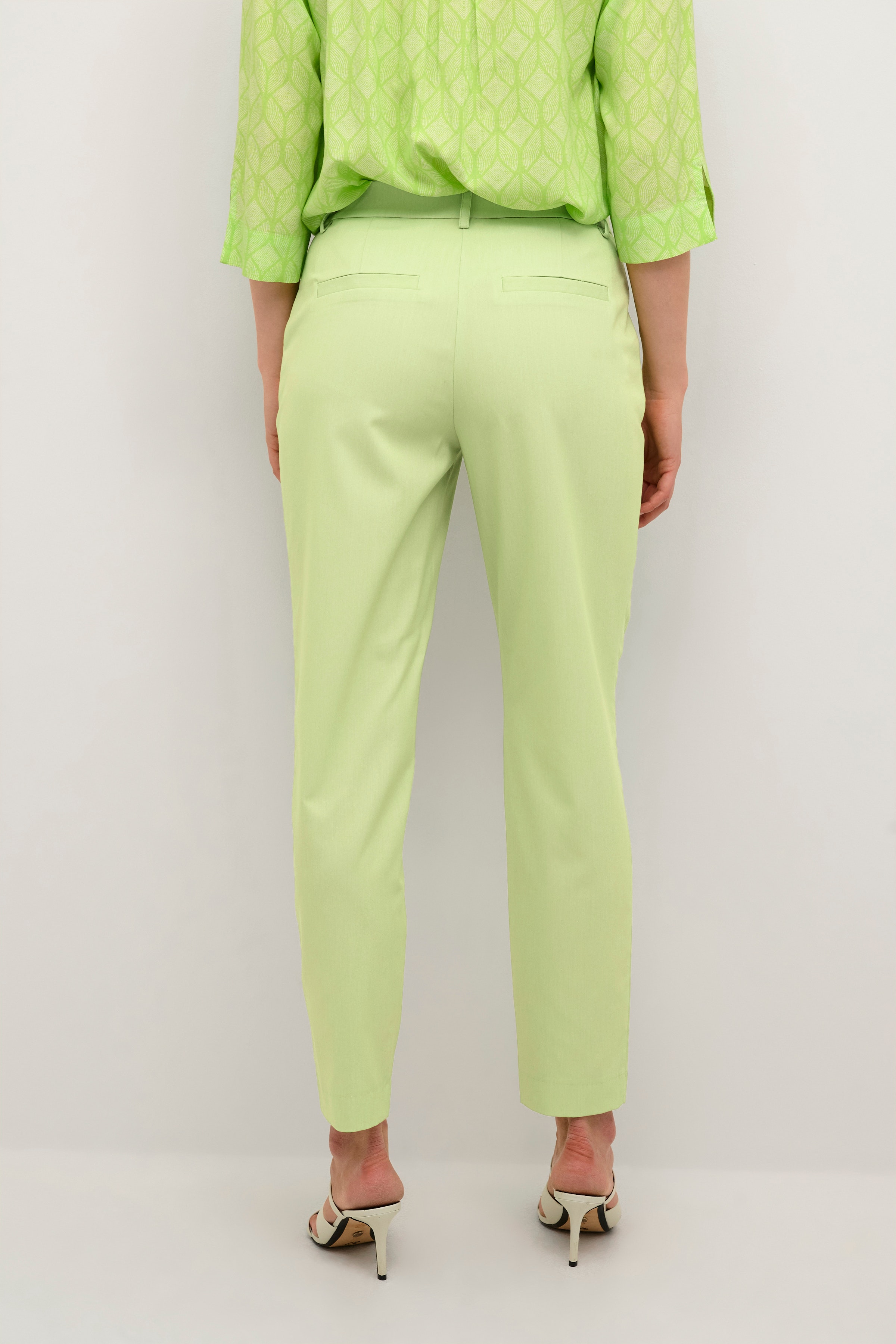 CRCocamia Trousers LOOKBOOK BACK 10612382-105584