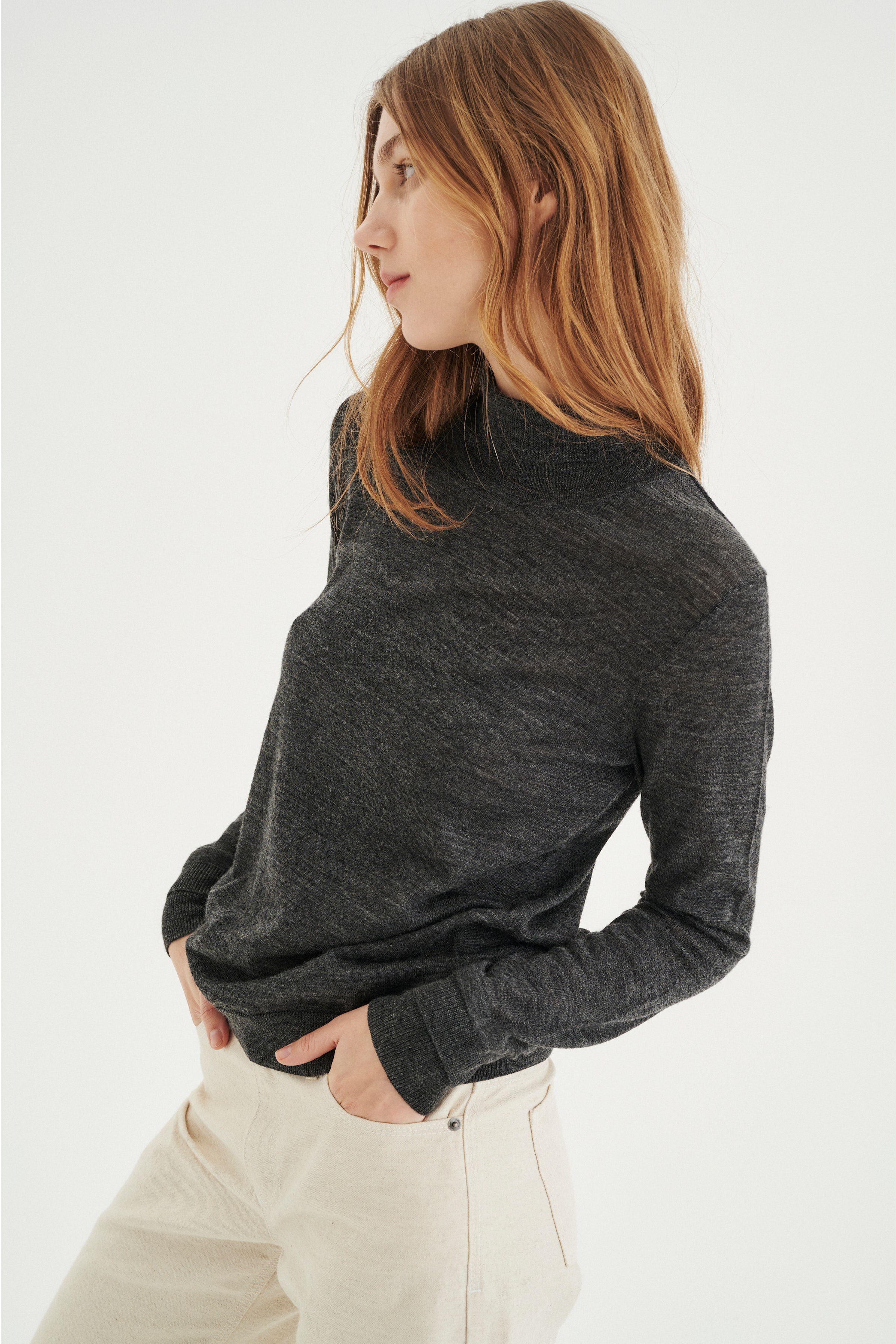 NoraIW Pullover LOOKBOOK FRONT 30104208-10085