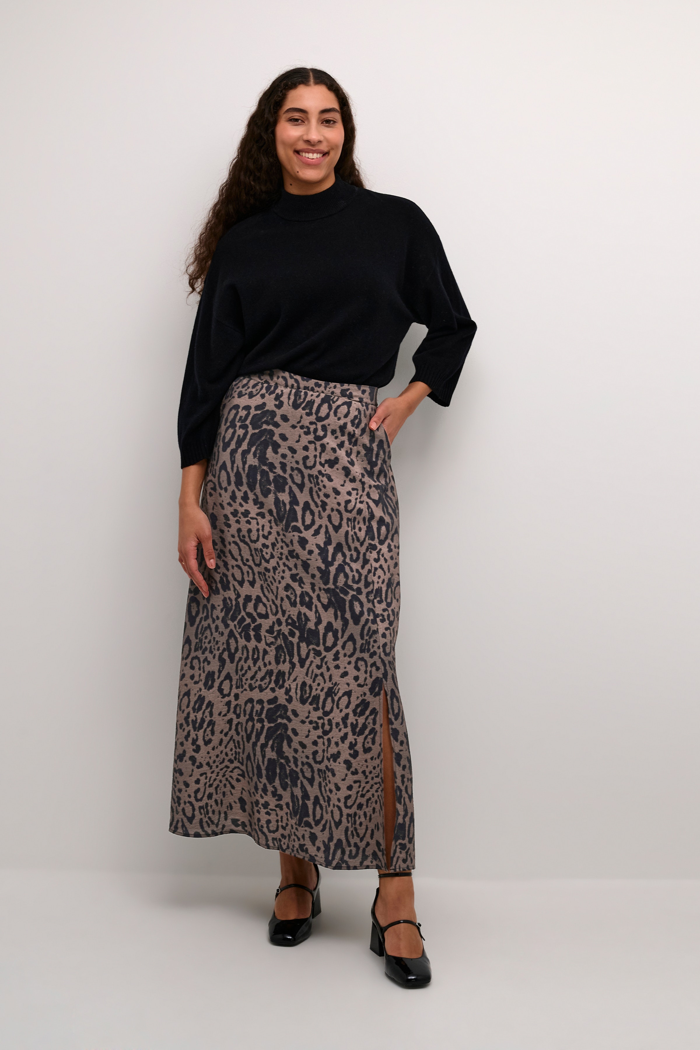 KAjemma Skirt LOOKBOOK FRONT 10508971-106279