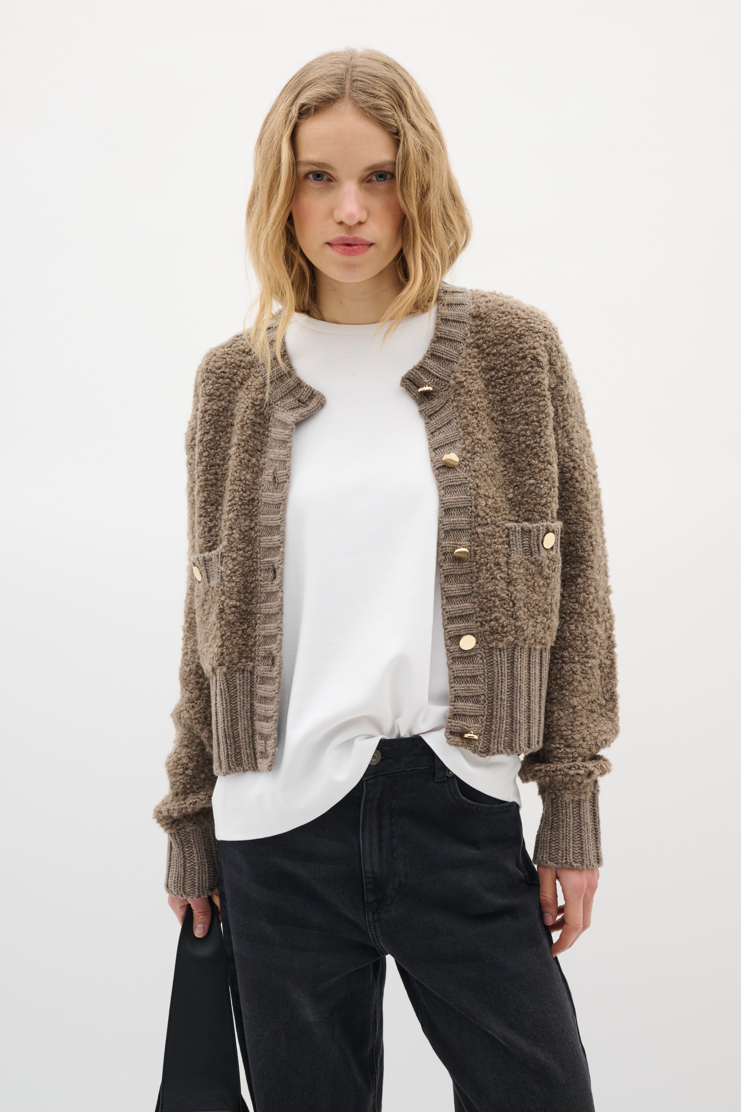 GuoIW Cardigan LOOKBOOK FRONT 30110938-1813041