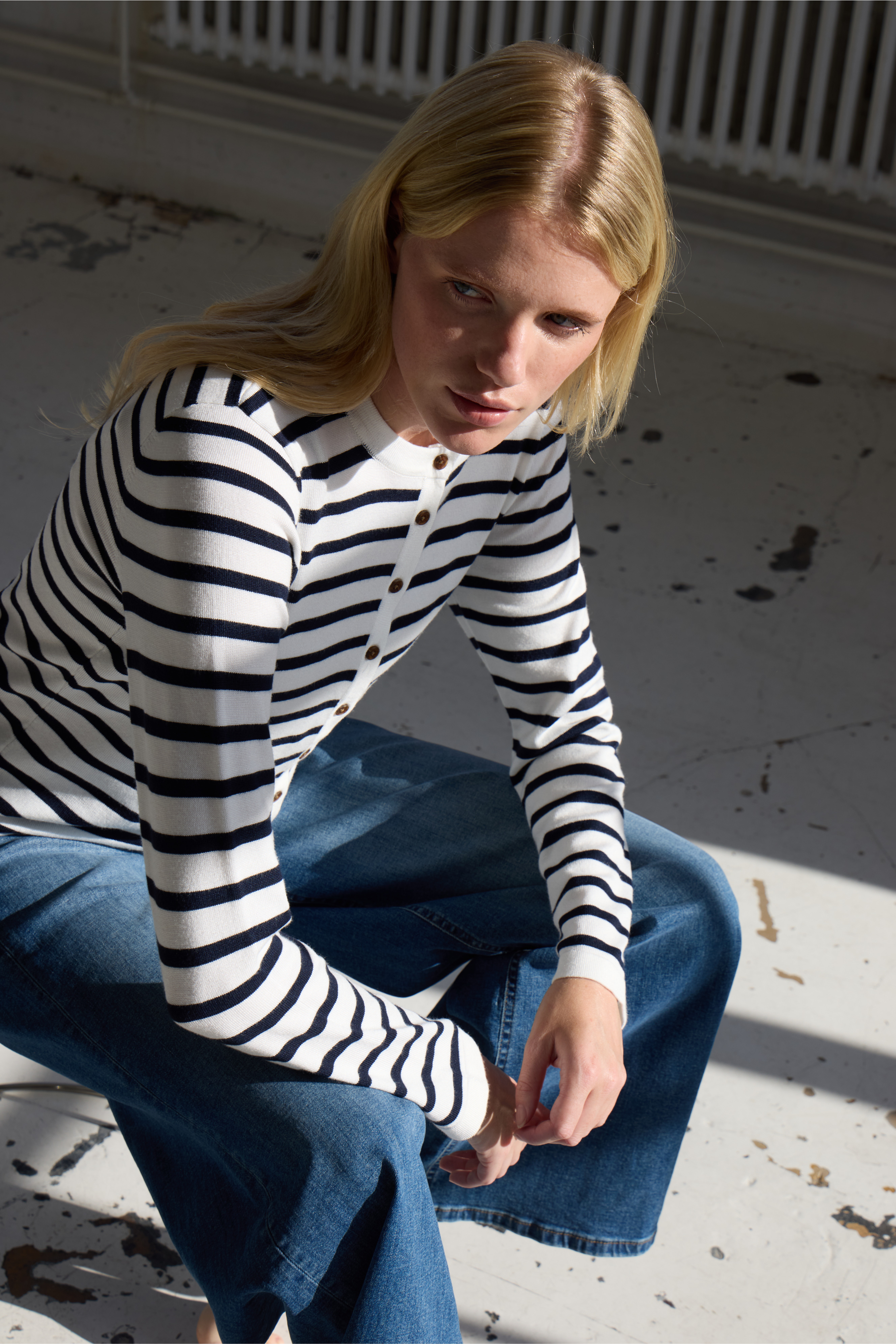 IHLULS Cardigan LOCATION NONE 20125808-900007009