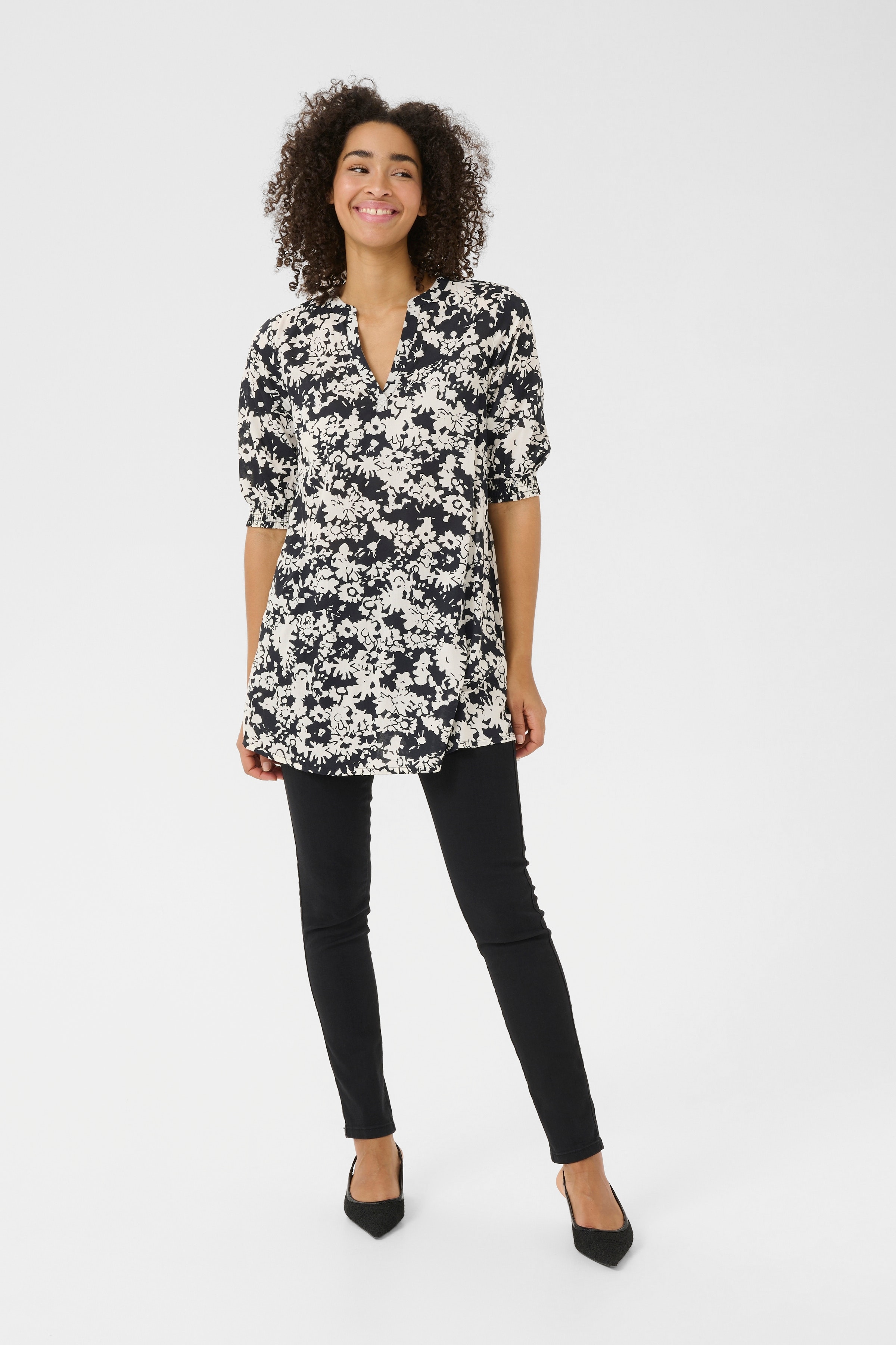 BPliah Tunika LOOKBOOK FRONT 10590840-107507B