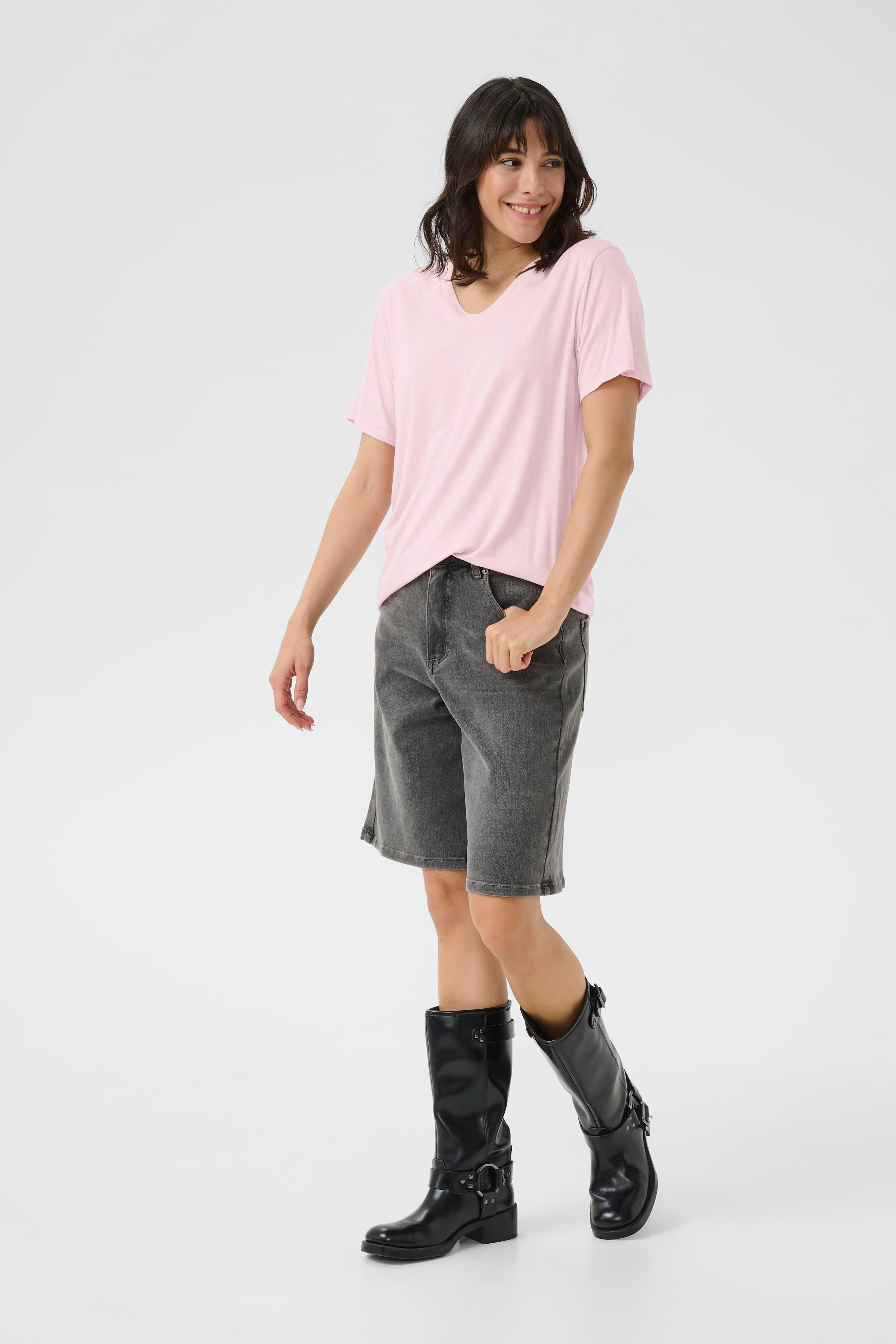 KAfrida T-shirt LOOKBOOK FRONT 10508581-141905