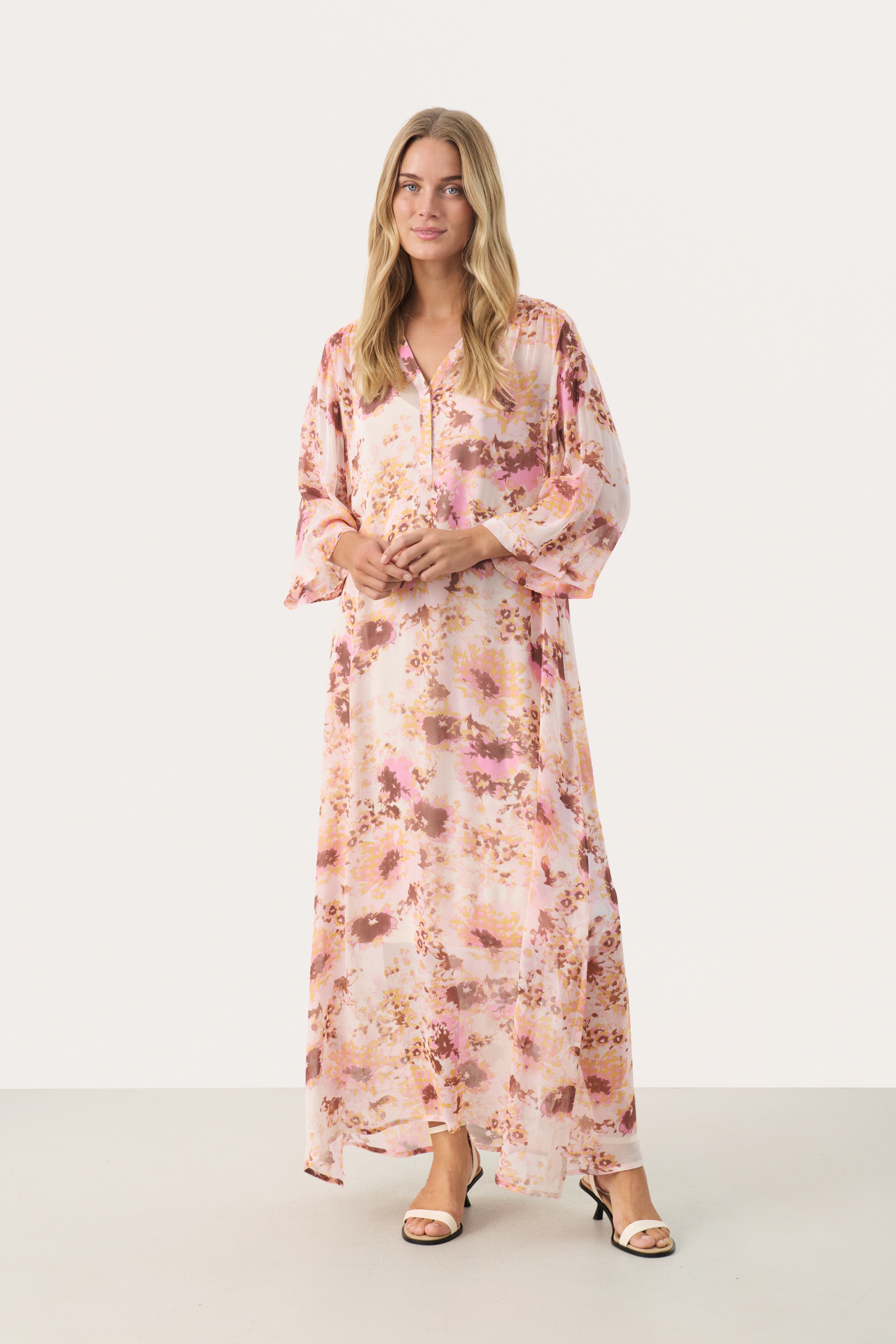 BeritPW Lång klänning LOOKBOOK FRONT 30307831-303767