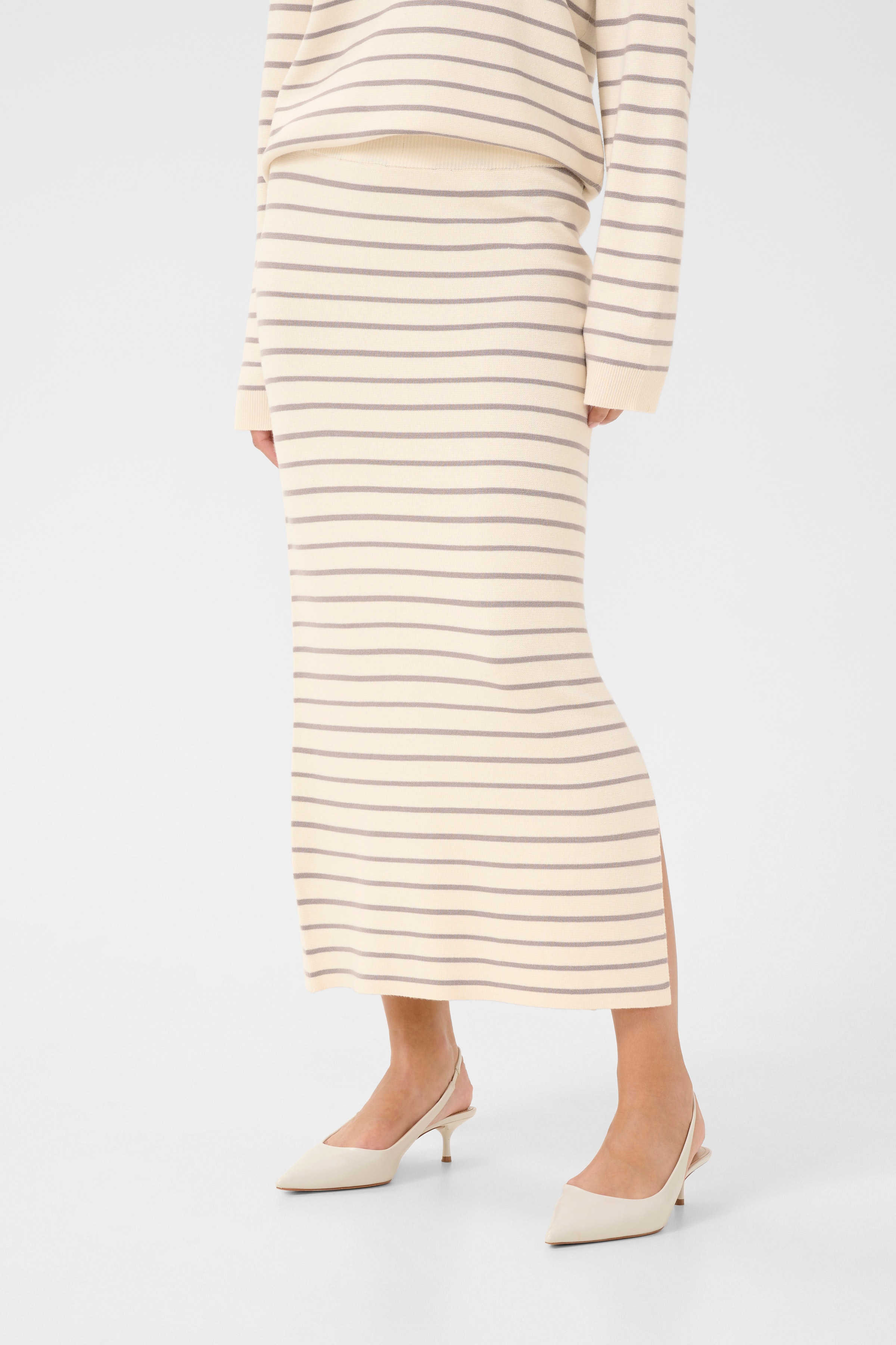 CUebba Nederdel LOOKBOOK FRONT 50111977-107834