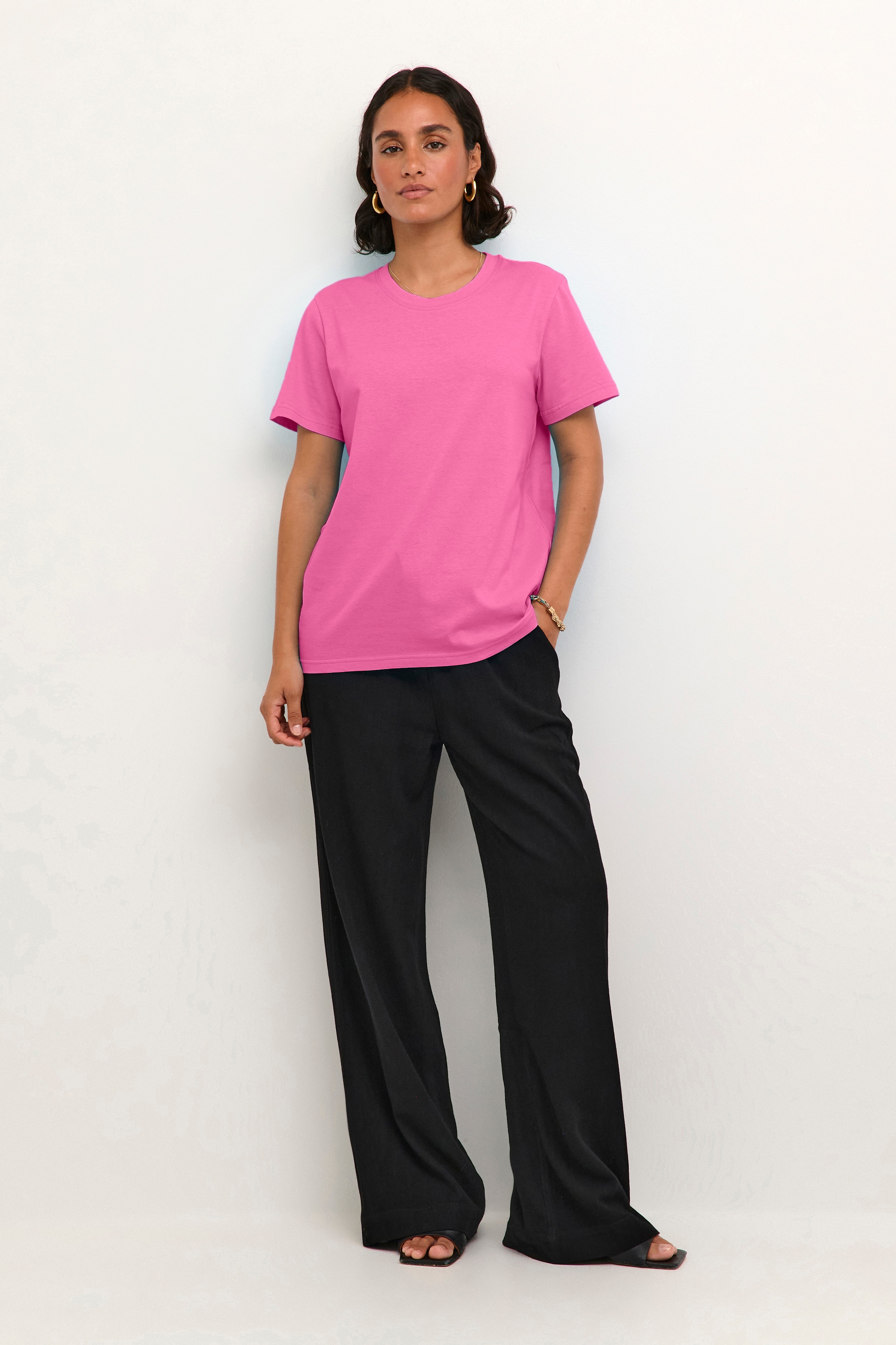 KAmarin T-shirt LOOKBOOK FRONT 10506137-172624