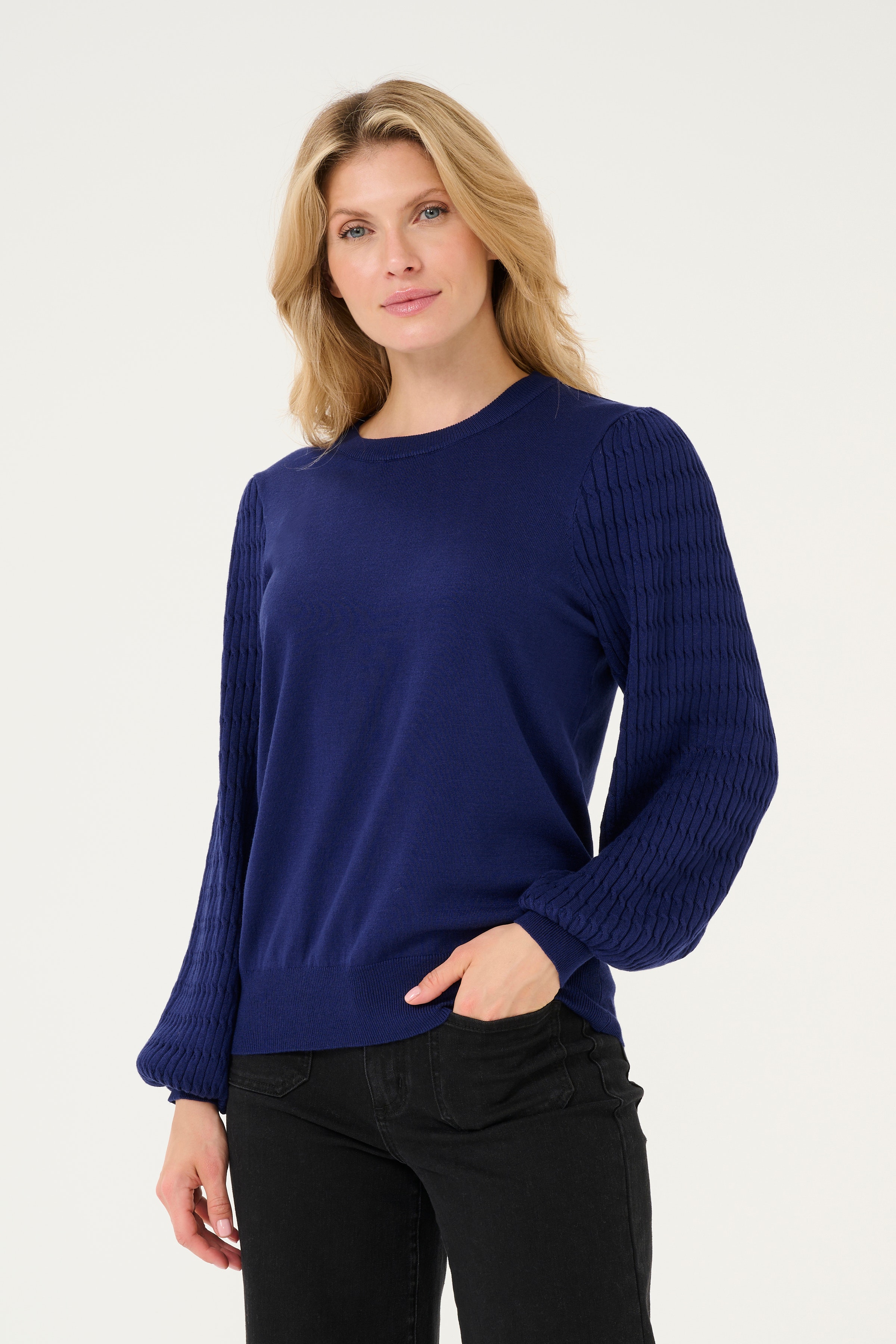 KAnanna Pullover LOOKBOOK FRONT 10509104-193942