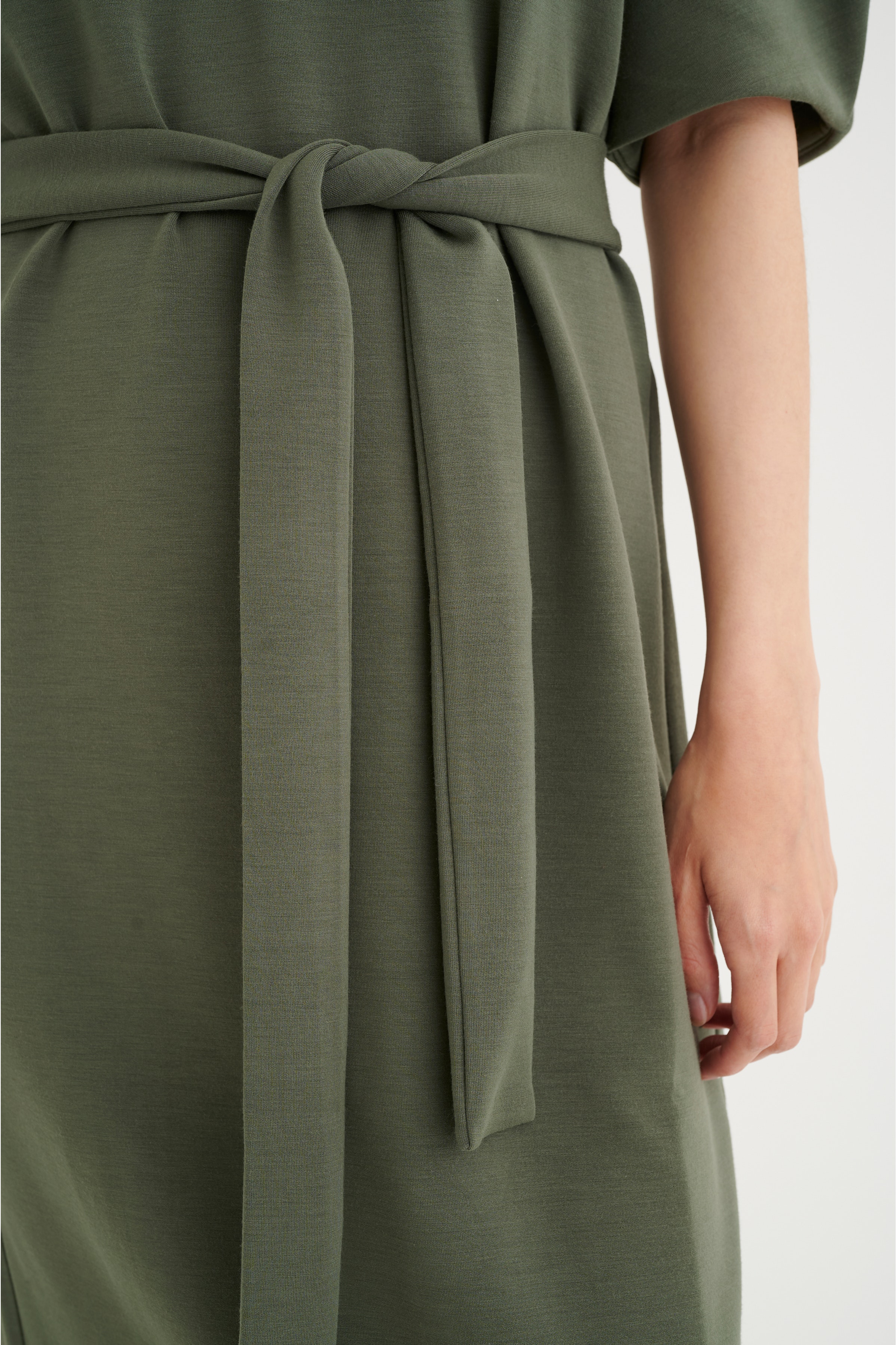 BecaIW Kjole LOOKBOOK DETAIL 30106369-190312