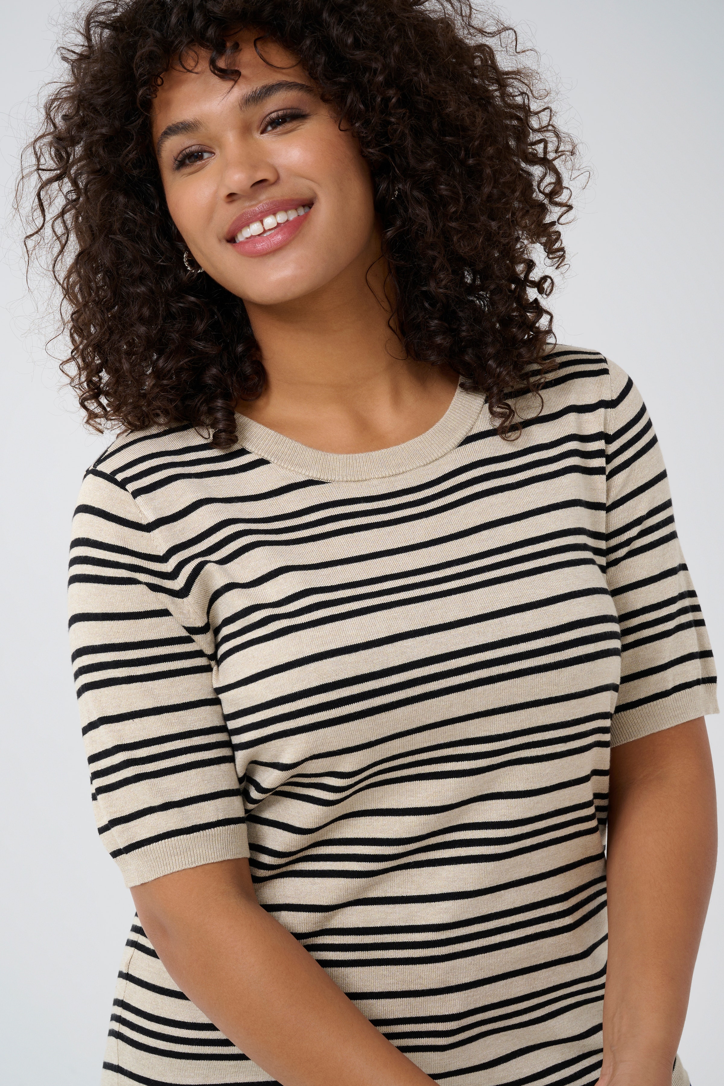 KClizzy T-shirt LOOKBOOK DETAIL 10582914-107232