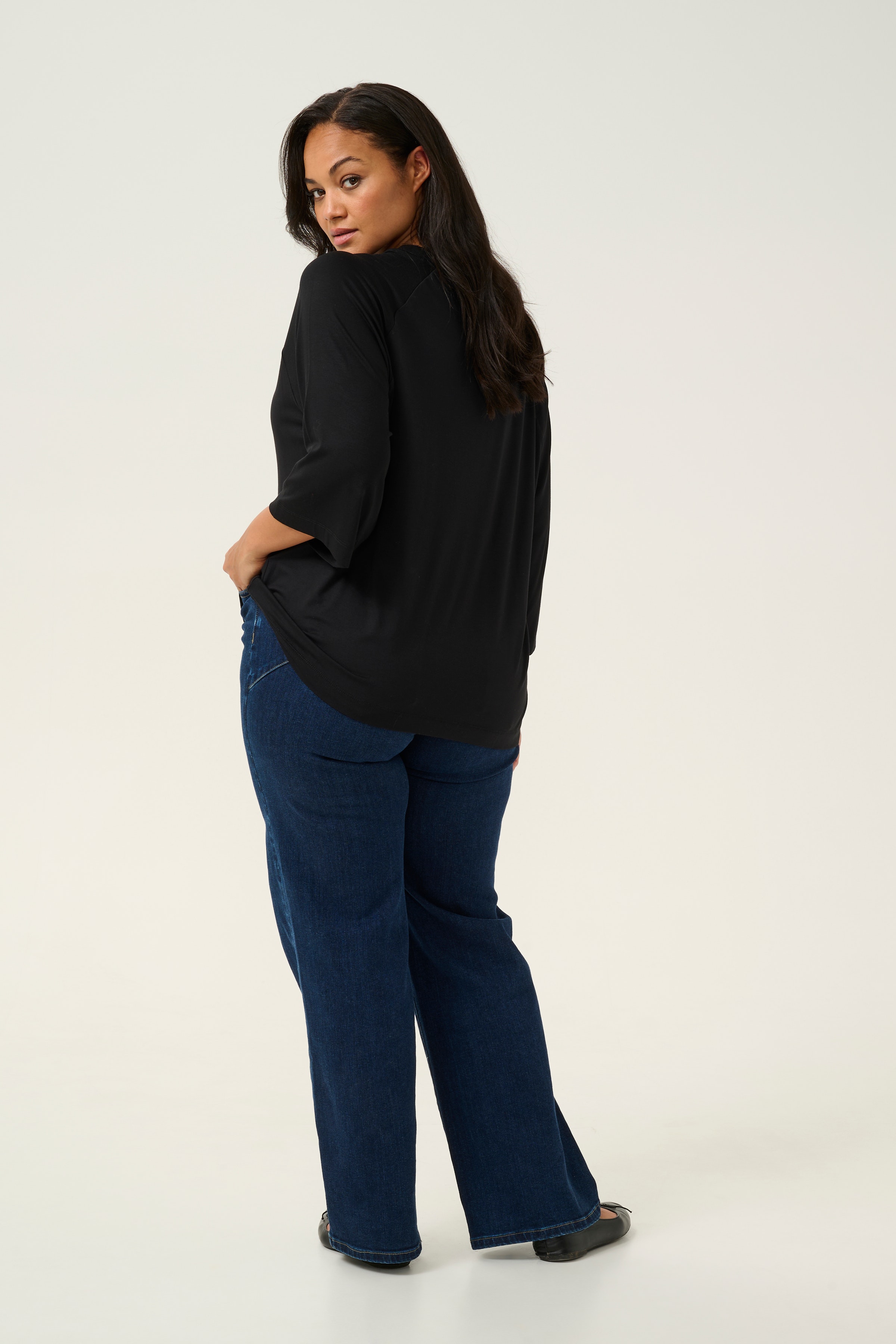 KCanita T-shirt LOOKBOOK BACK 10582935-100121