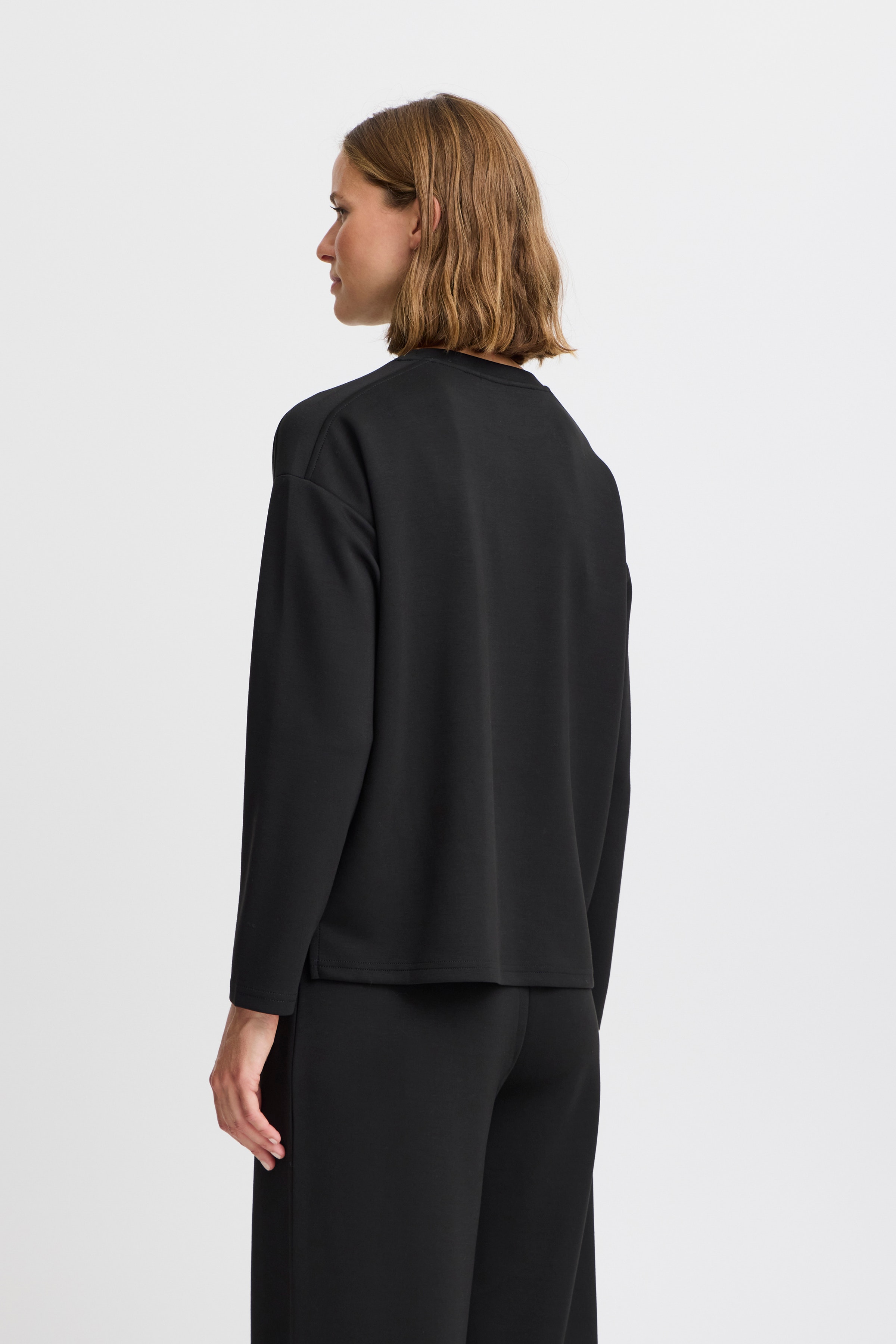 BYPUSTI Sweatshirt LOOKBOOK BACK 20815707-200451