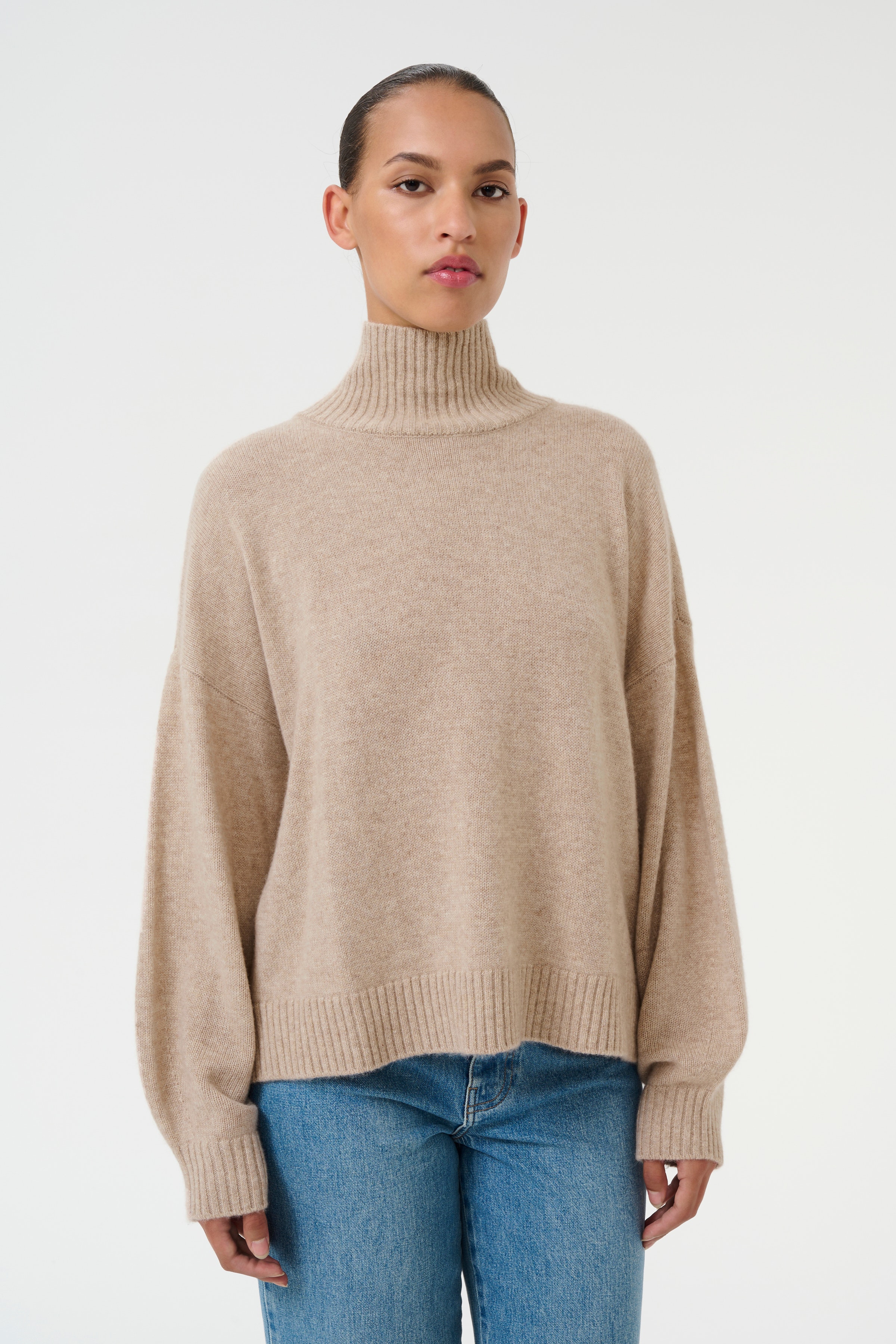 CasiaGZ Cashmere Pullover LOOKBOOK FRONT 10909851-107228