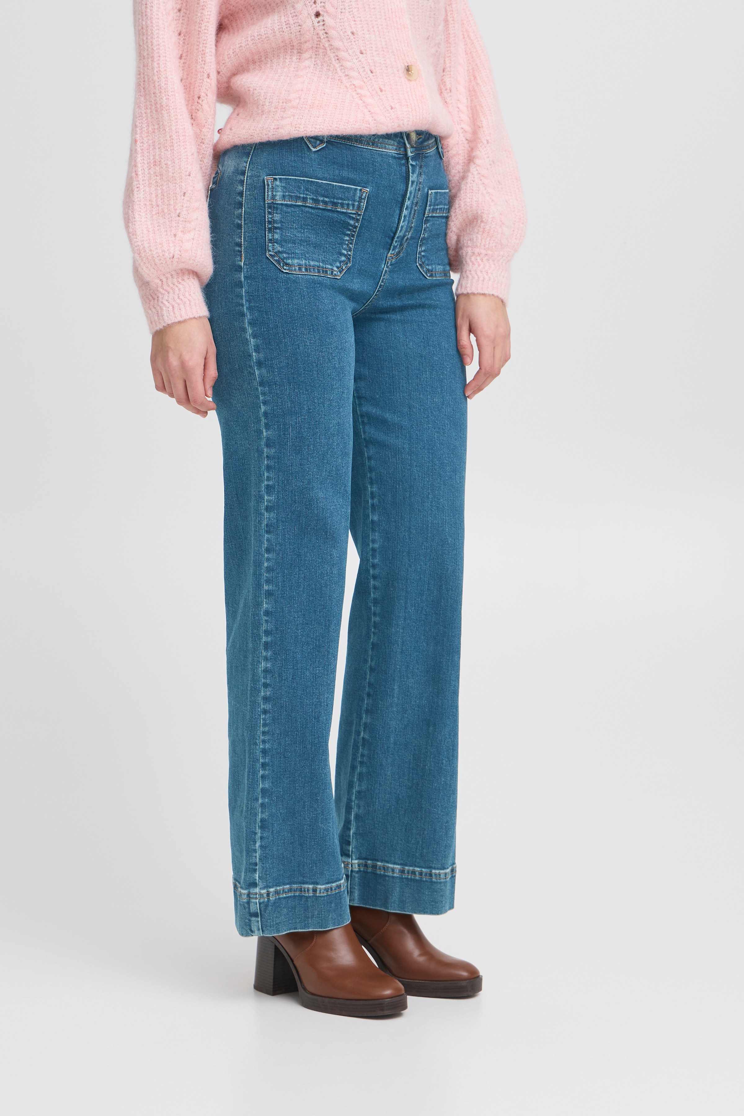 IRELOI Jeans LOOKBOOK FRONT 20117948-202437