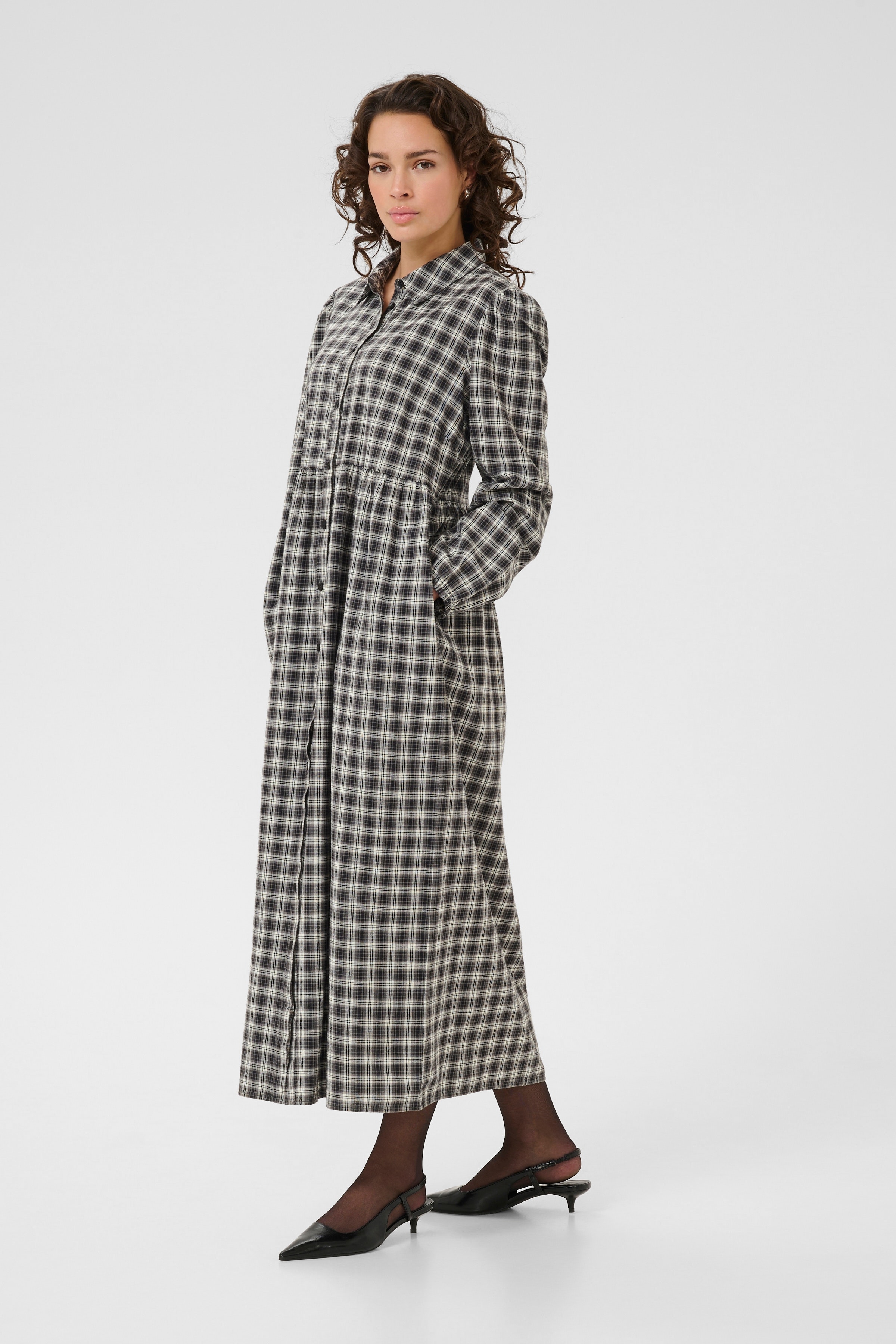 KAelna Dress LOOKBOOK FRONT 10510555-108369