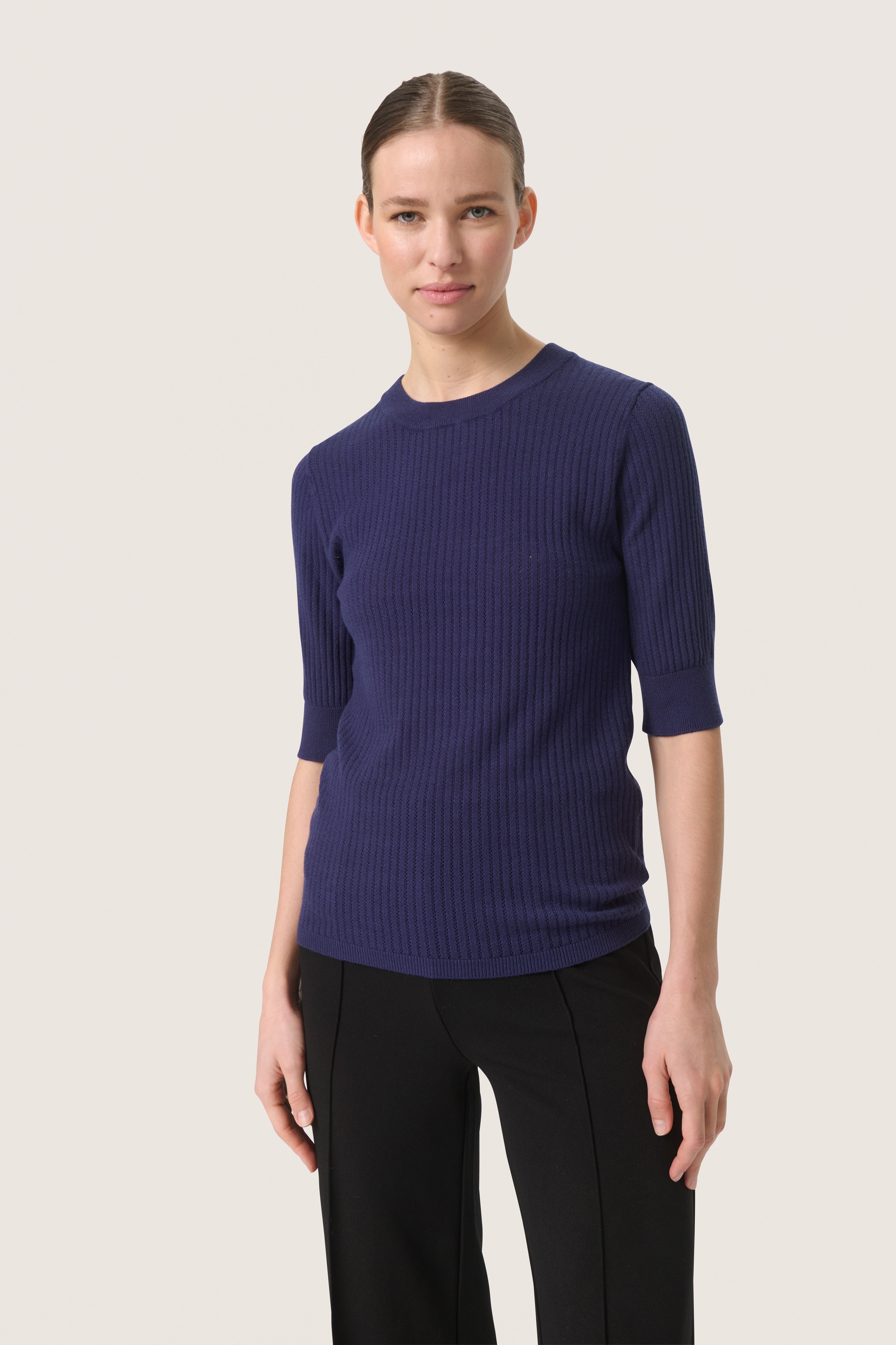 SLSpina Pullover LOOKBOOK FRONT 30407185-193925