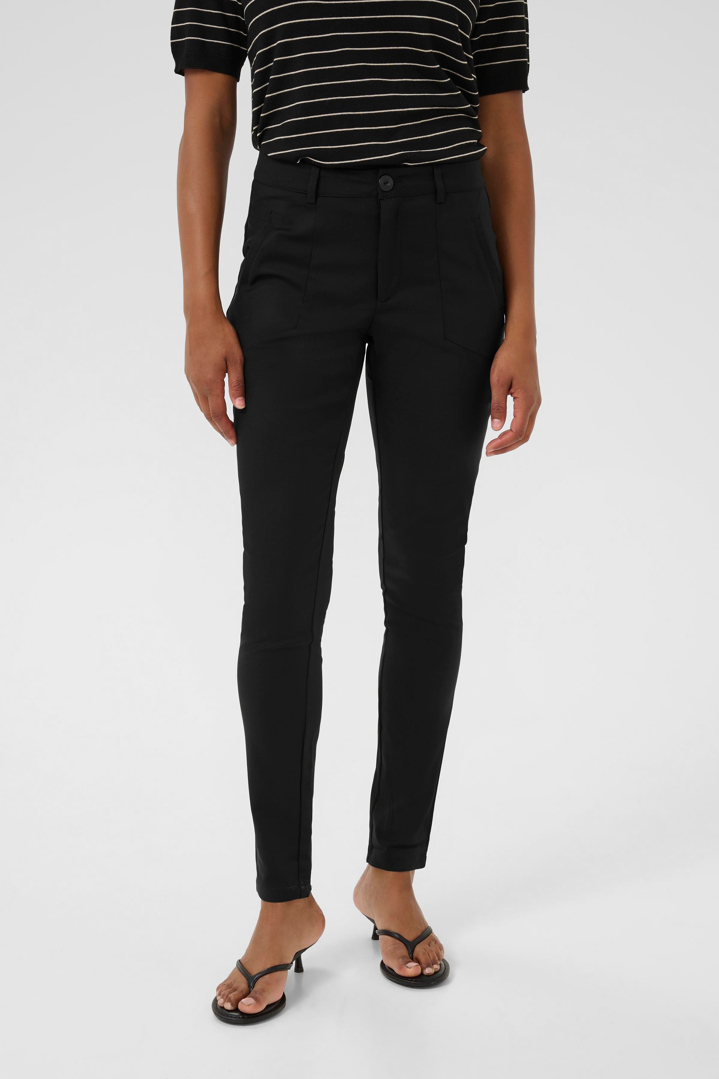 Vera Broek LOOKBOOK FRONT 550677-50600