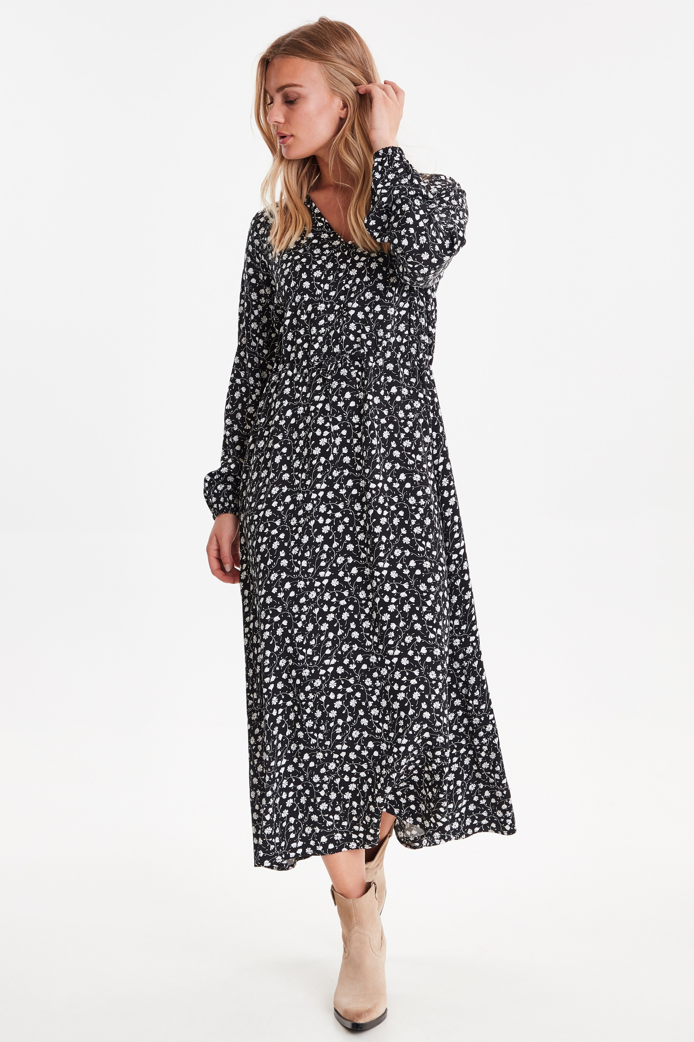 BYGagine dress LOOKBOOK FRONT 20807481-80034