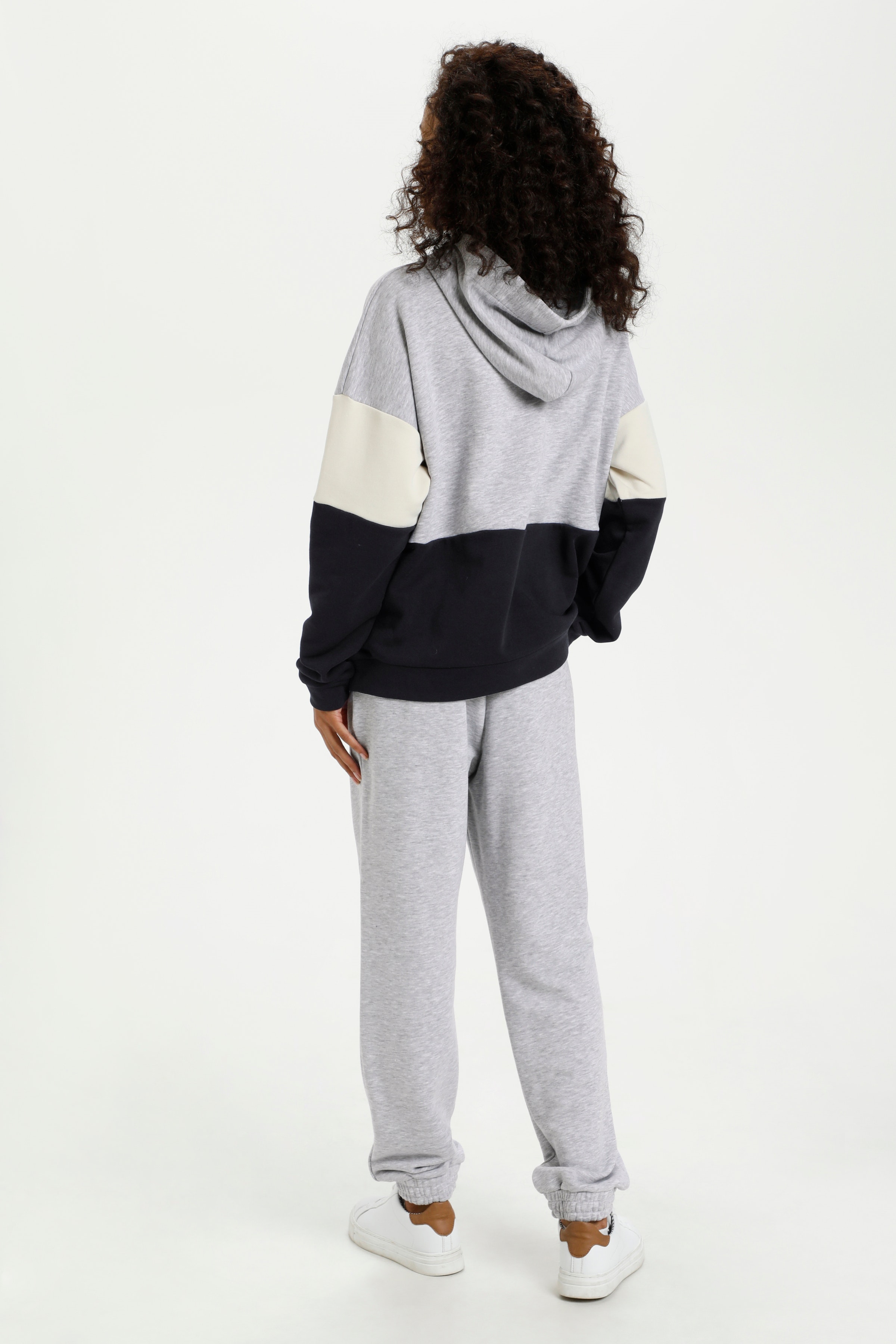 KAlitty Sweatshirt LOOKBOOK BACK 10551819-101800