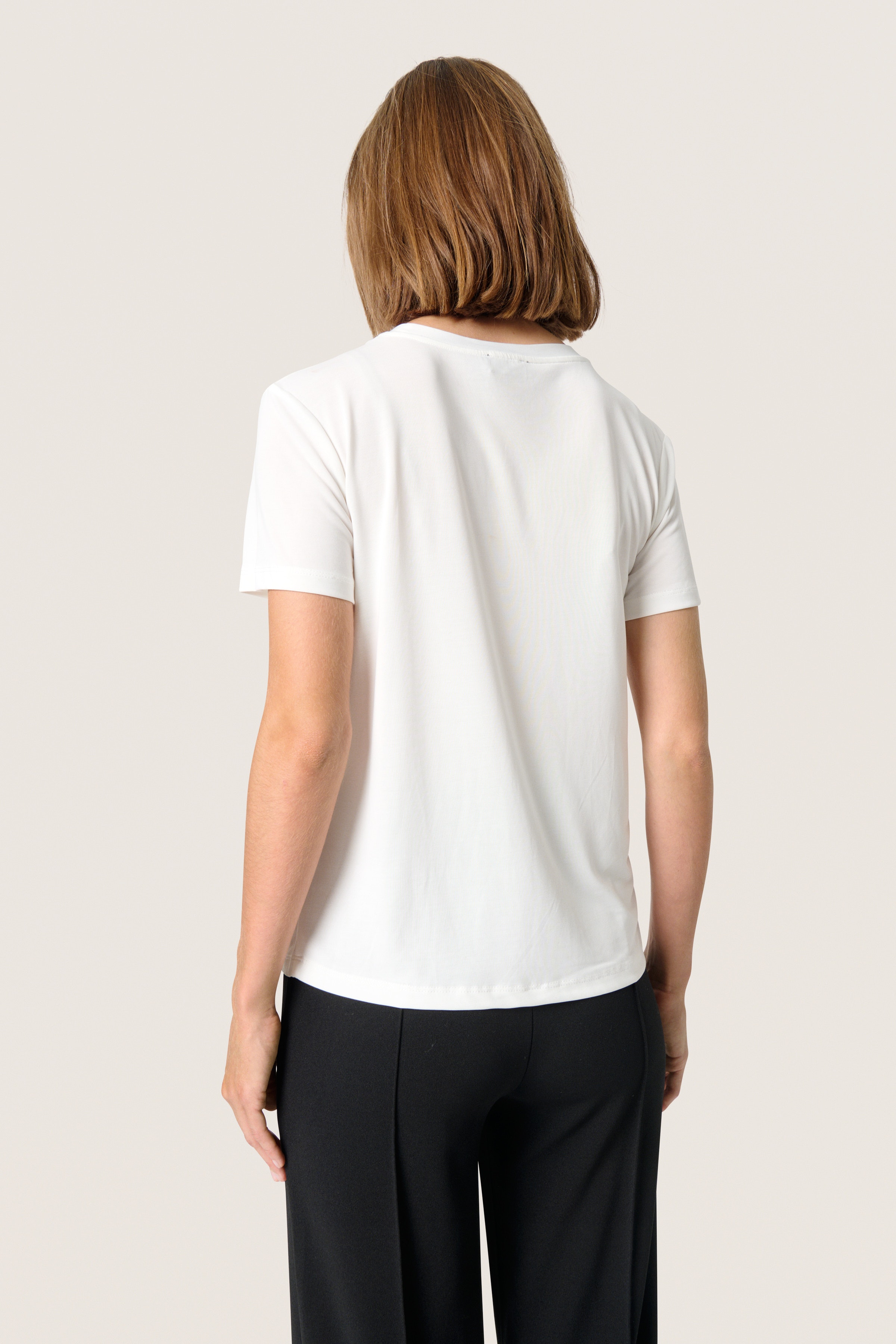 SLColumbine Loose Fit T-shirt LOOKBOOK BACK 30406247-40093