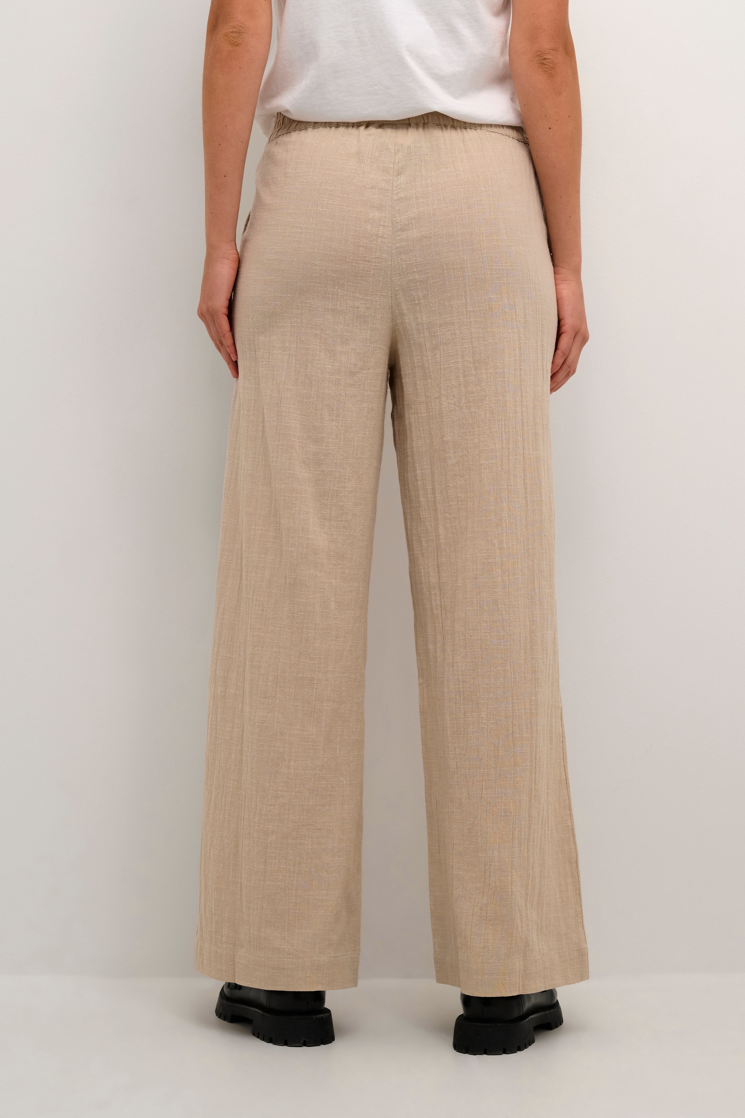 KApauline Trousers LOOKBOOK BACK 10508532-151305