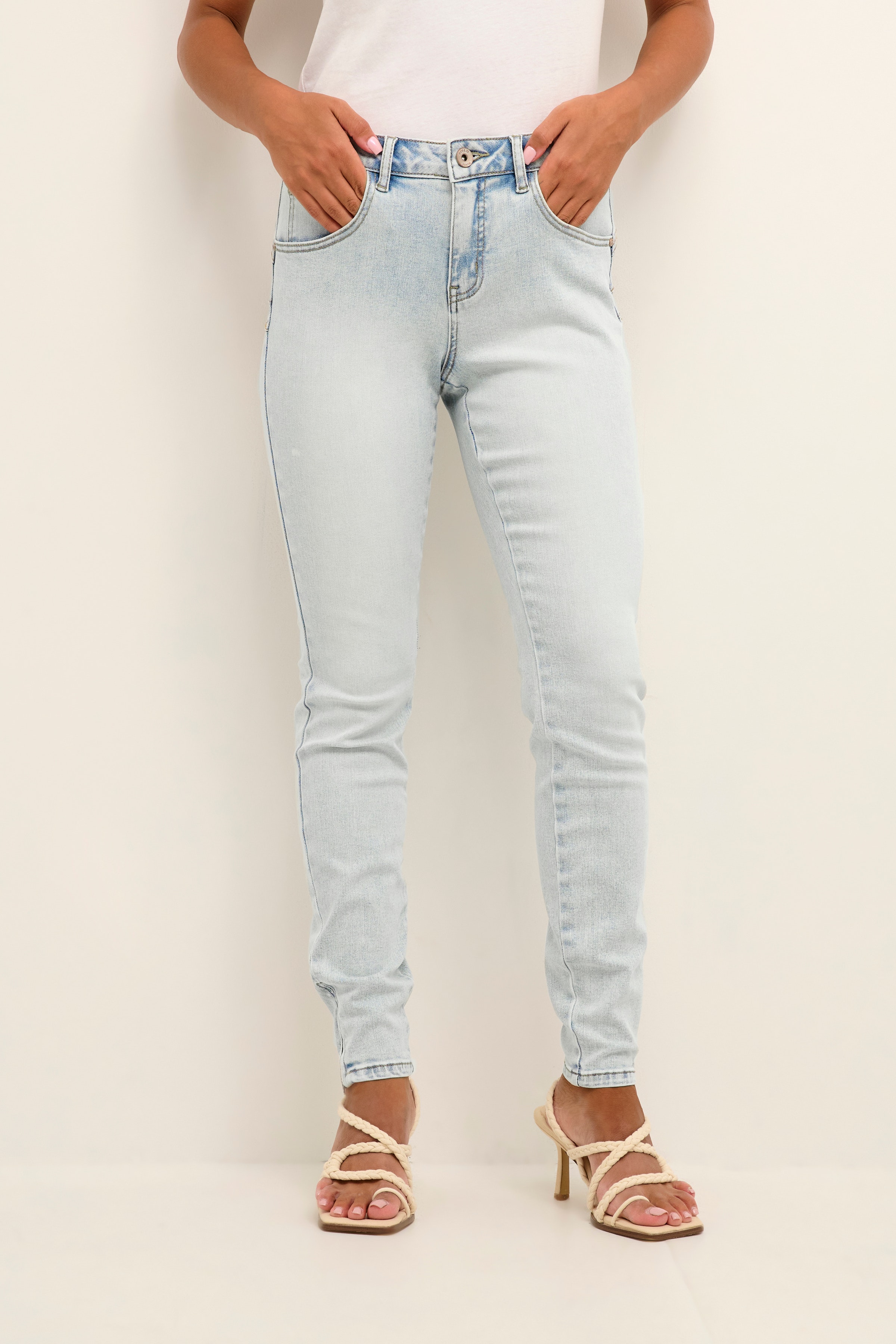 CRJosefine Jeans LOOKBOOK FRONT 10610879-100938