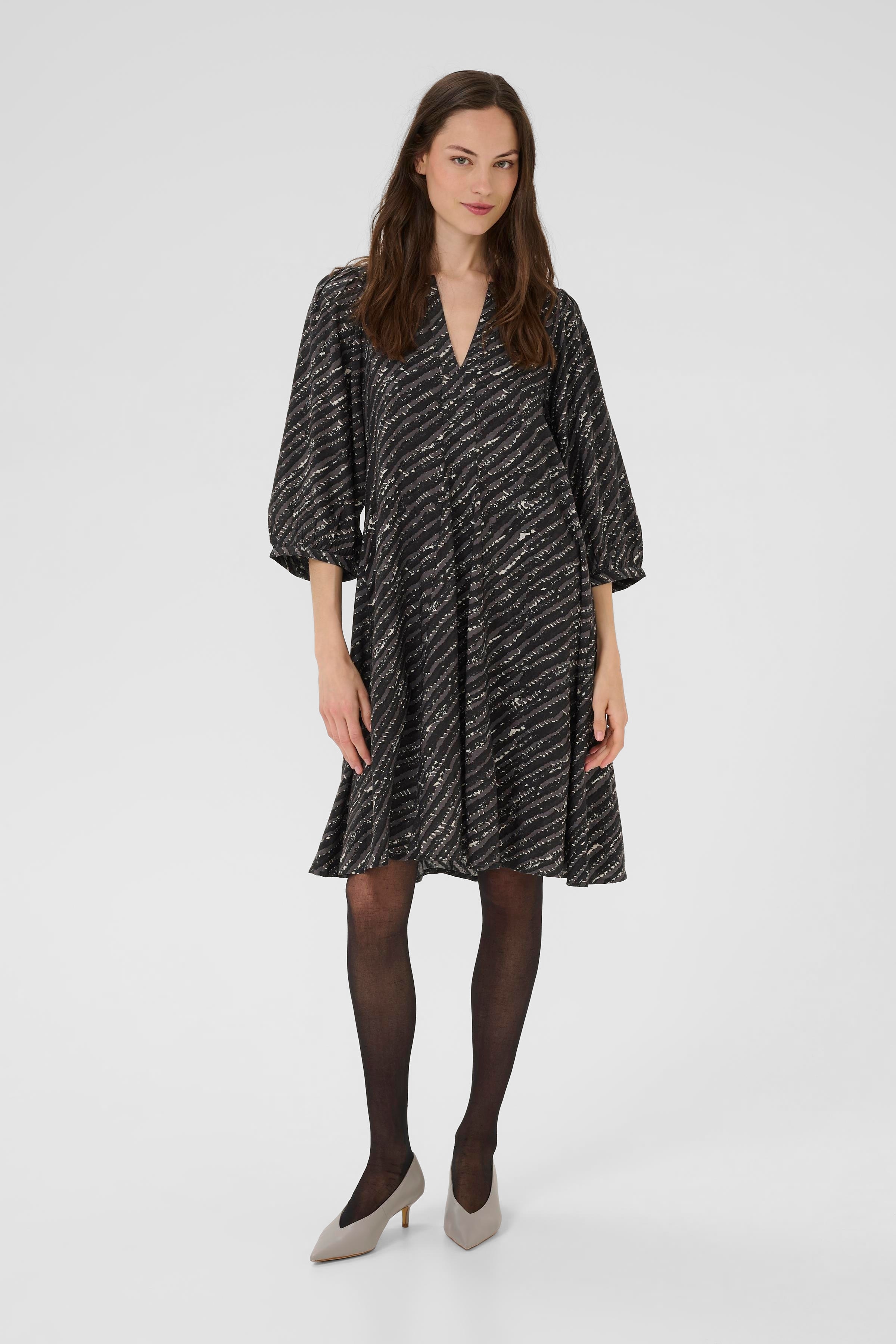 KBDavina Dress LOOKBOOK FRONT 10105783-108912