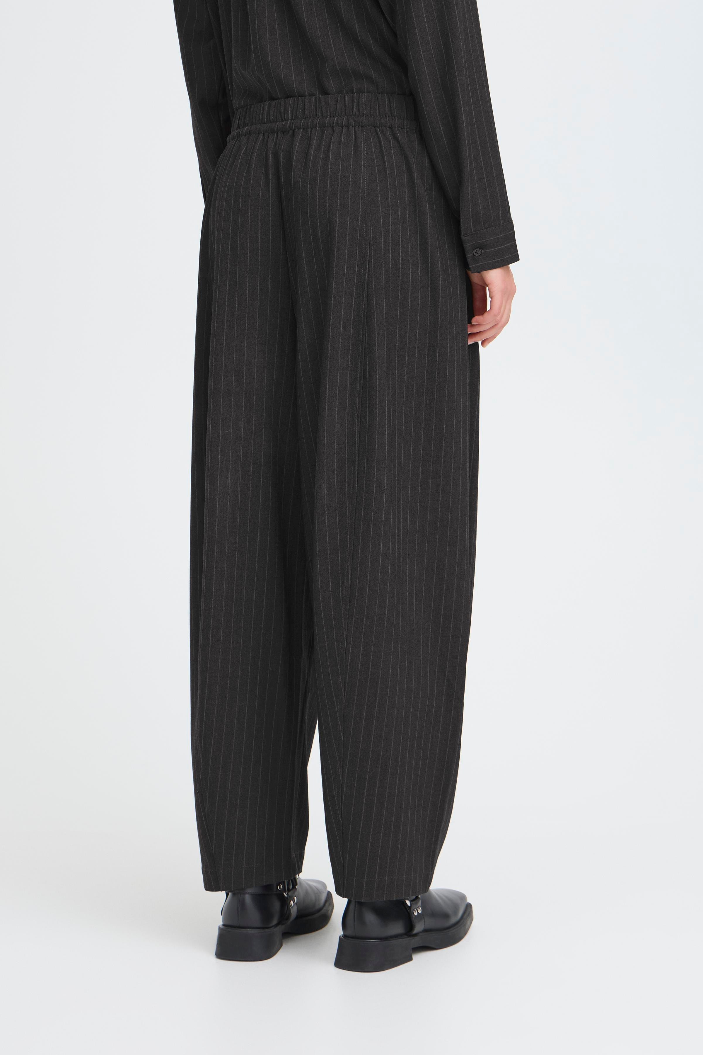 IXTRINE pants LOOKBOOK BACK 20123490-190203