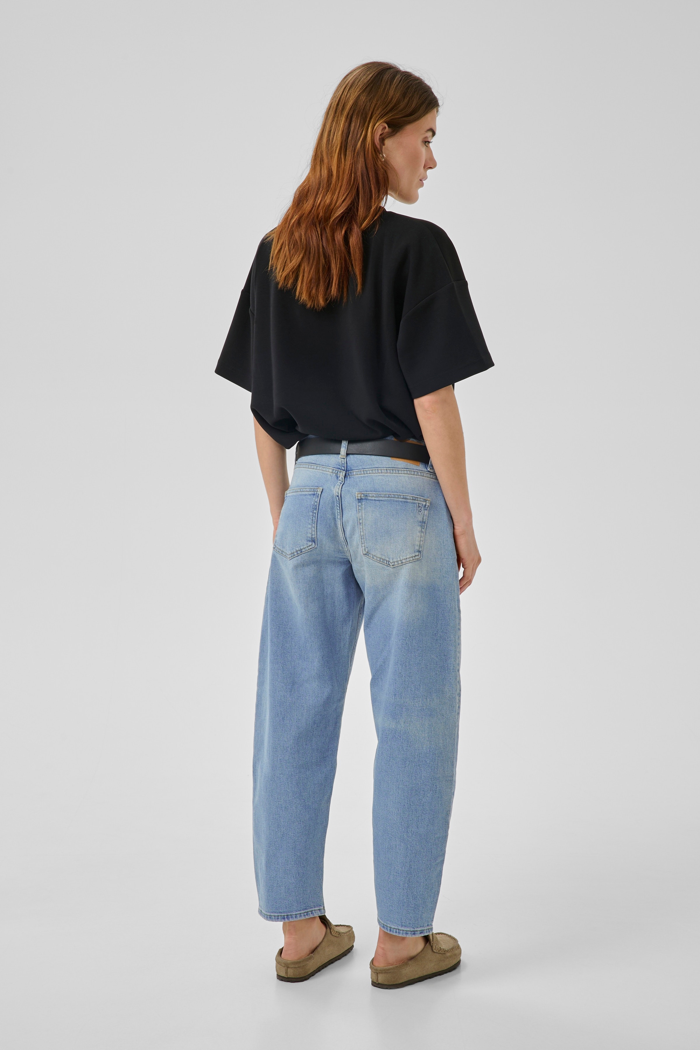 BalooMW Barrel Jeans LOOKBOOK BACK 10705092-100045