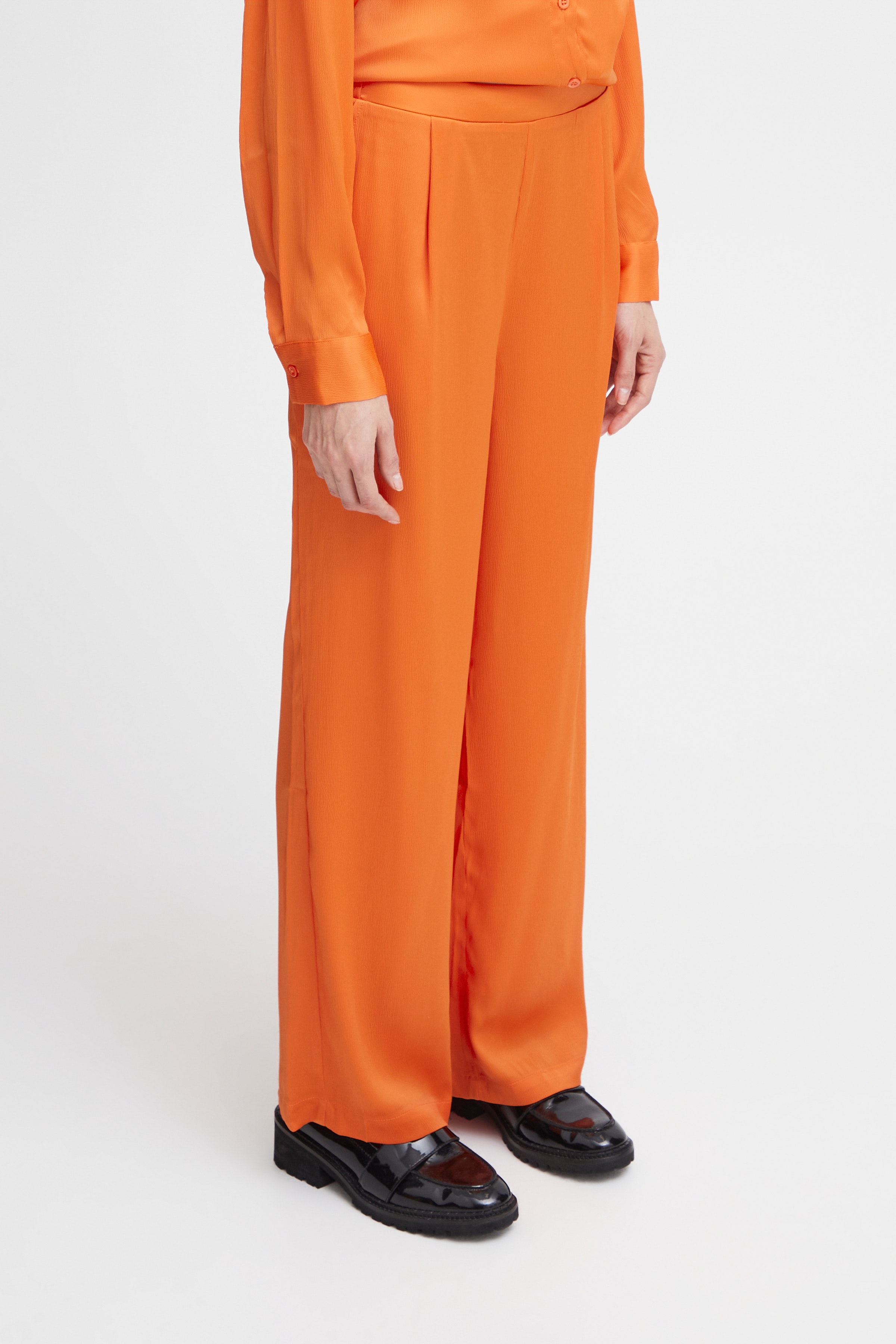 IXCECIL Trousers LOOKBOOK FRONT 20119595-161356