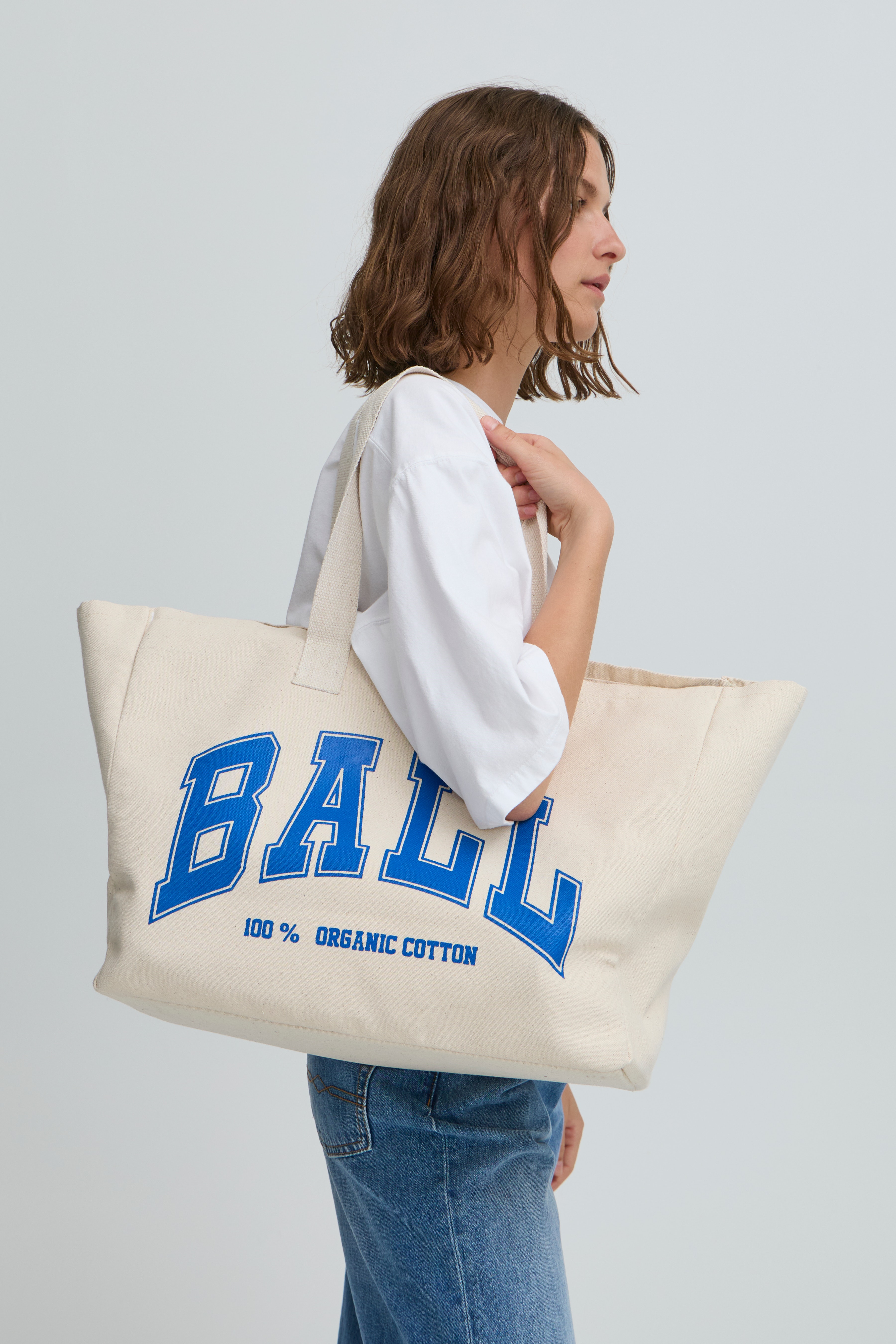 D. ROLF BAGS LOOKBOOK FRONT 50400028-184148